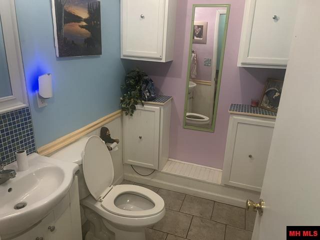 11125 HWY 14 NORTH Yellville, AR 72687-0000