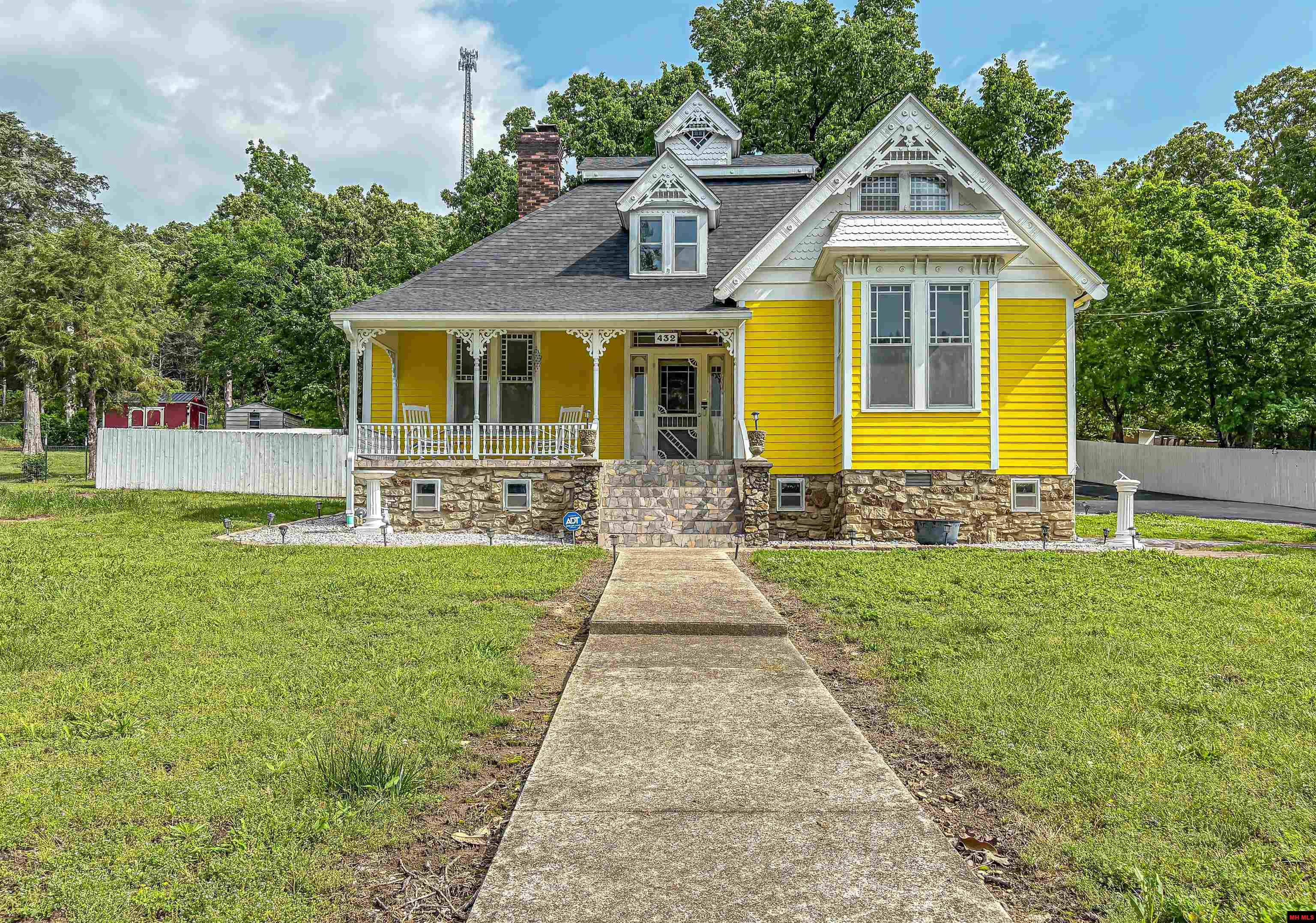 432 HWY 62 EAST Yellville, AR 72687