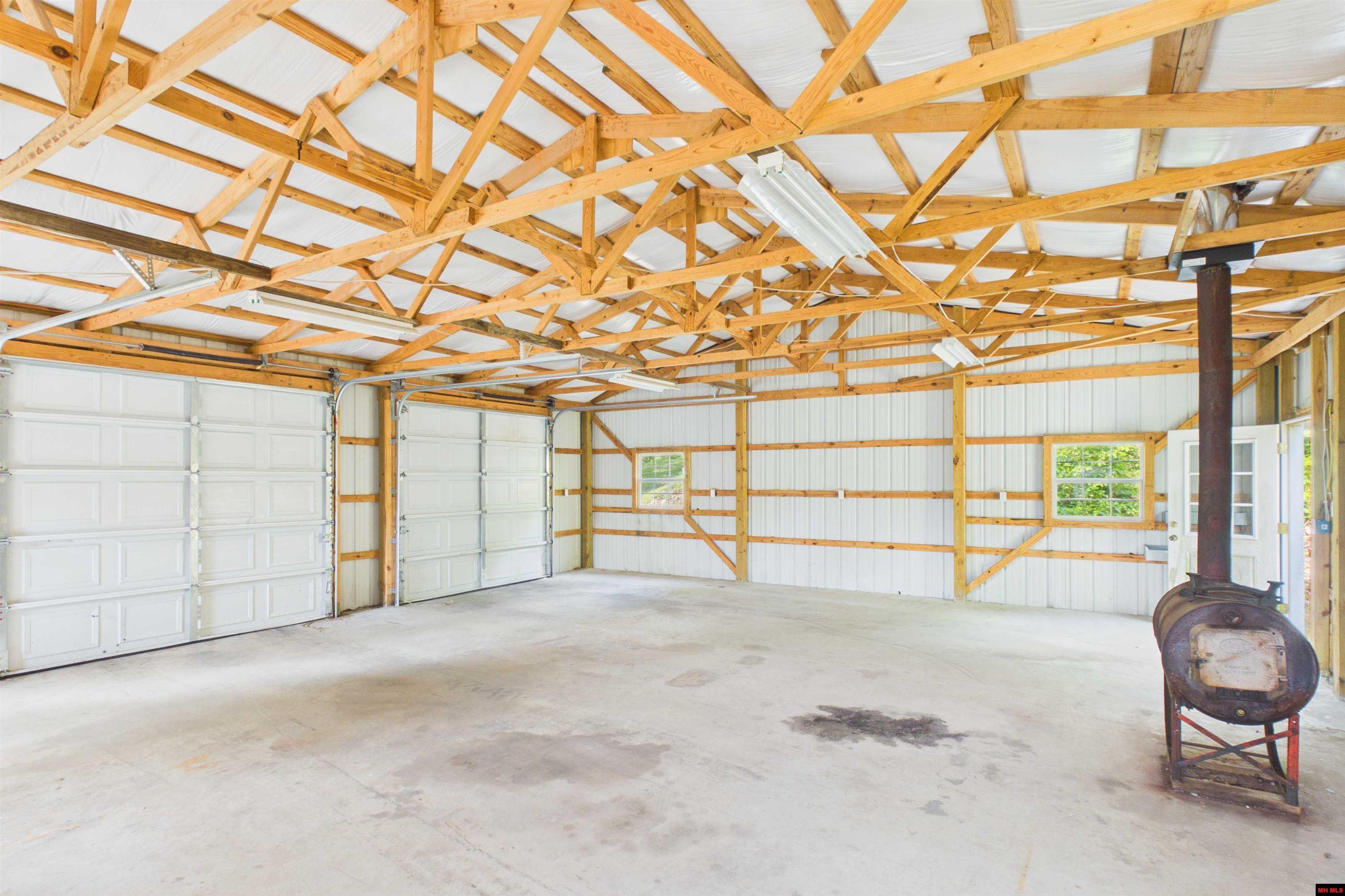 101 CR 632 Mountain Home, AR 72653