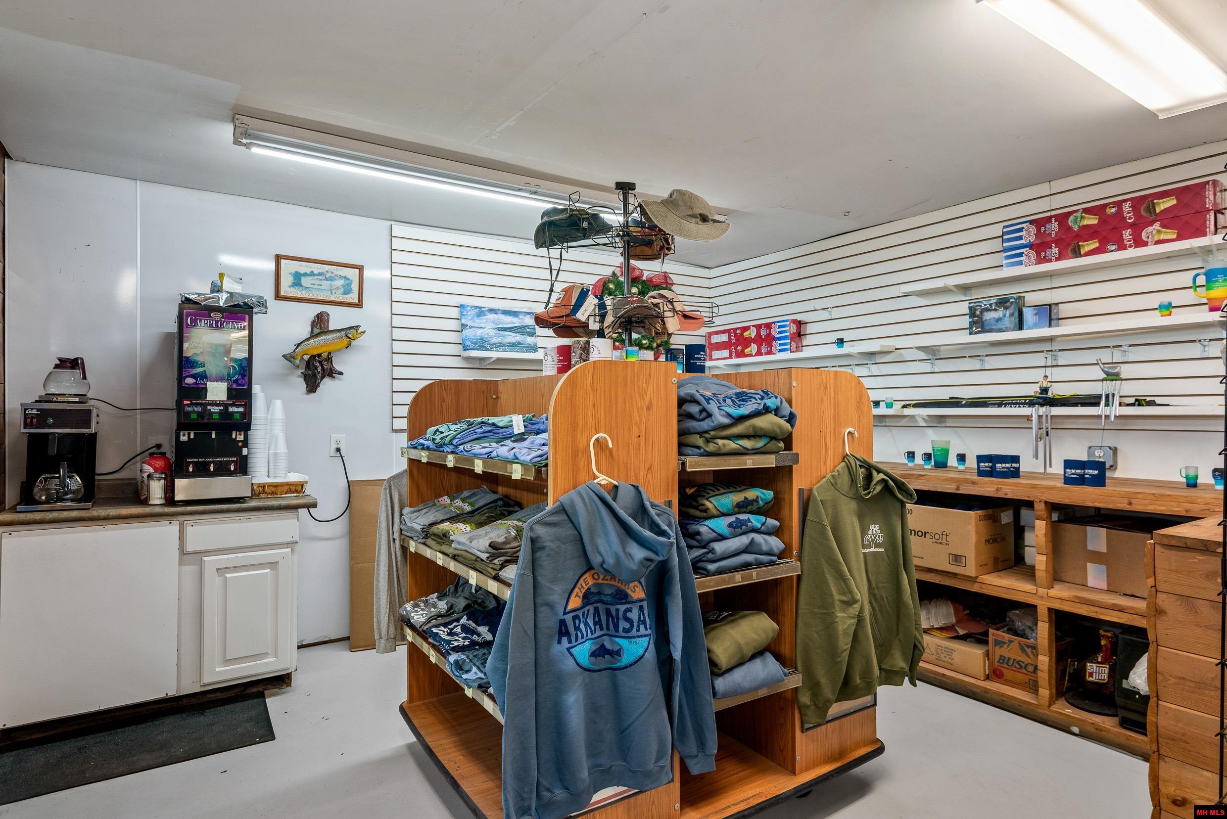 10842 HWY 5 SOUTH Salesville, AR