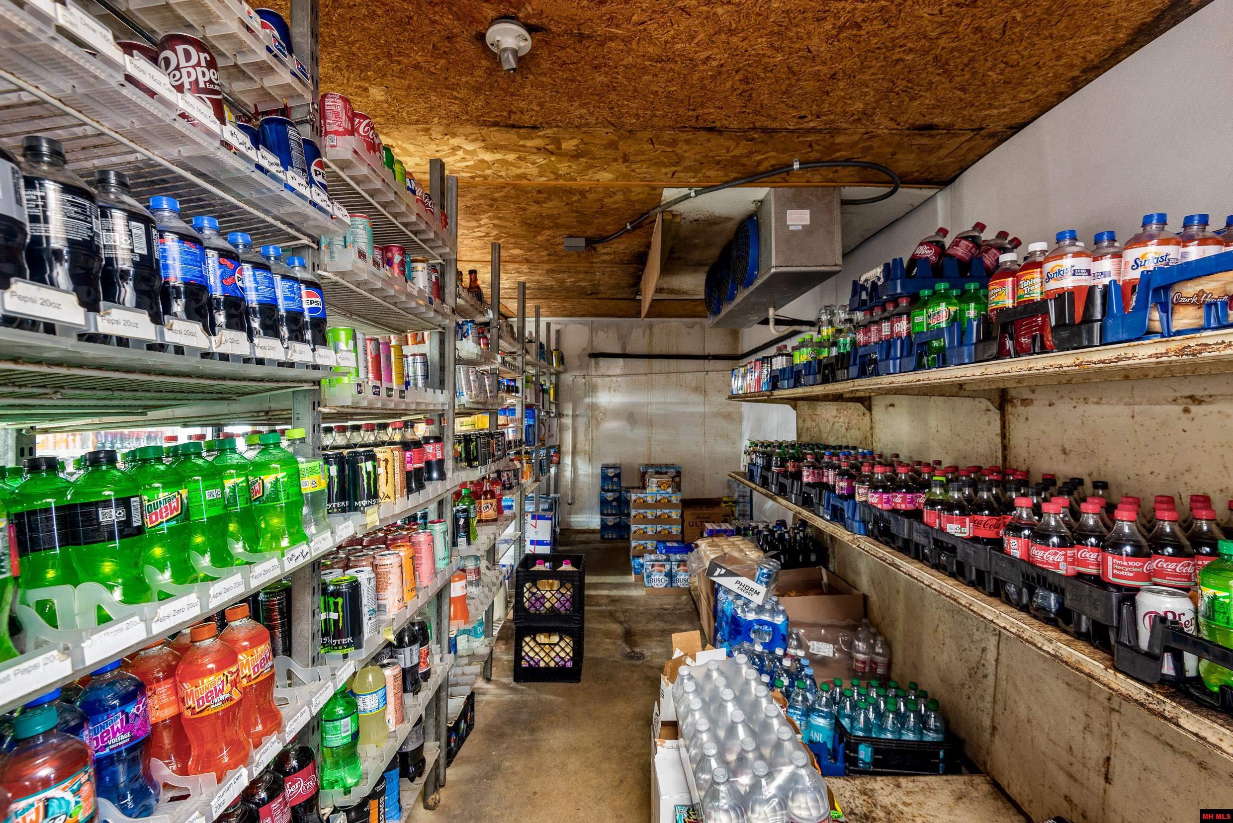 10842 HWY 5 SOUTH Salesville, AR