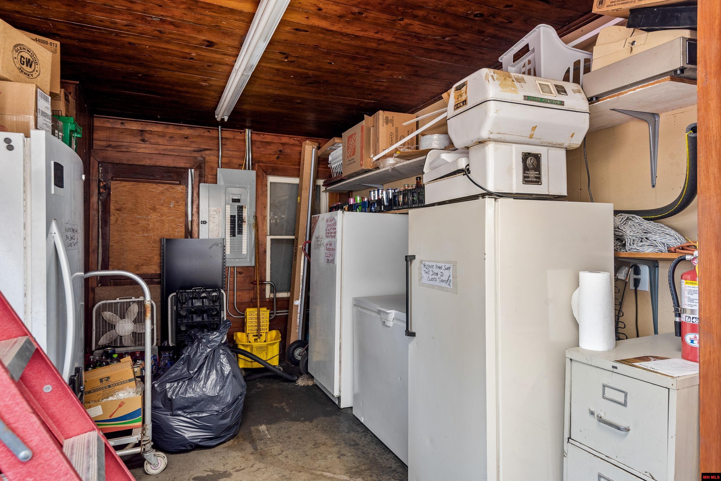 10842 HWY 5 SOUTH Salesville, AR