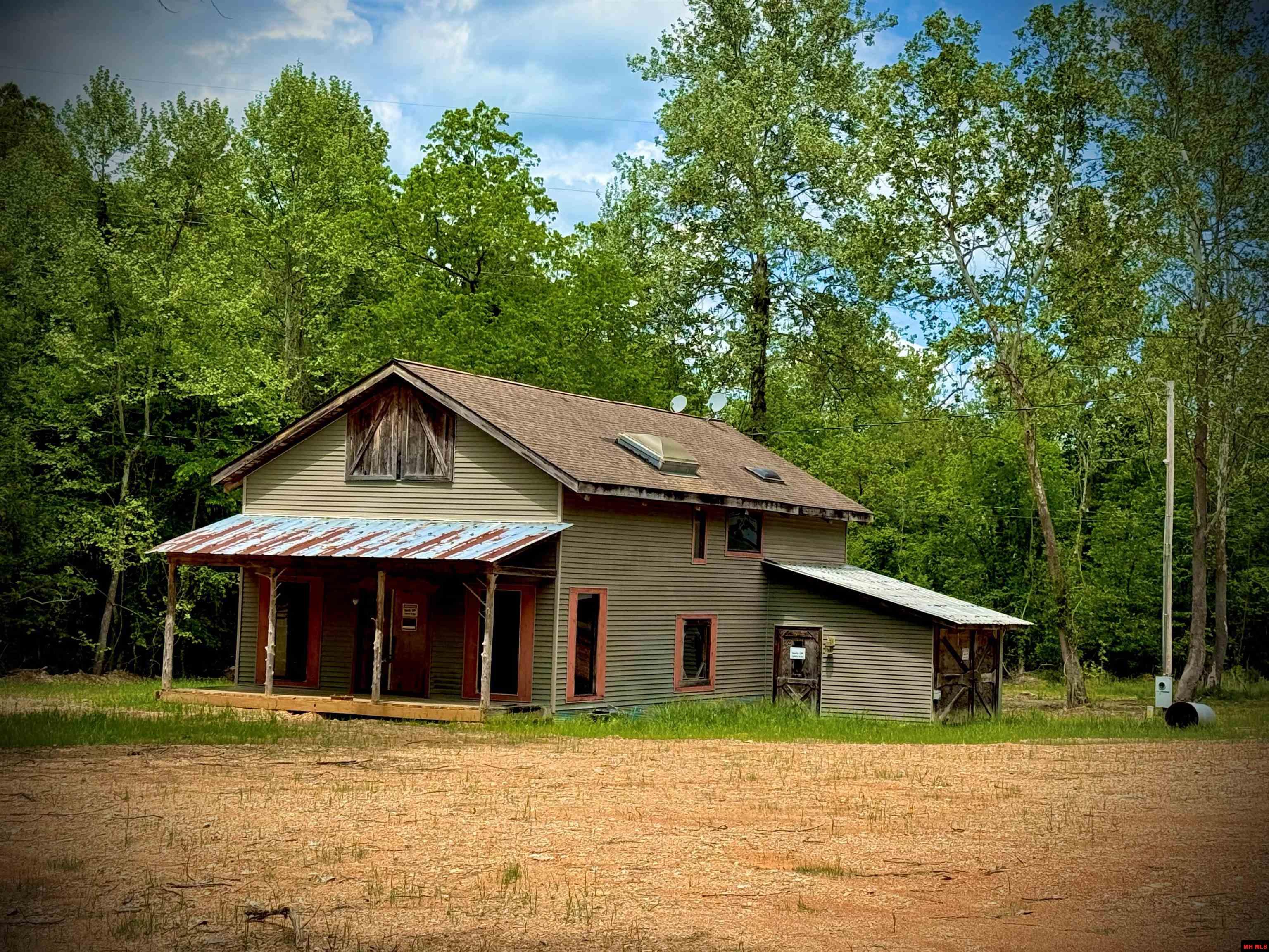 231 WESTCOTT DRIVE Mountain Home, AR