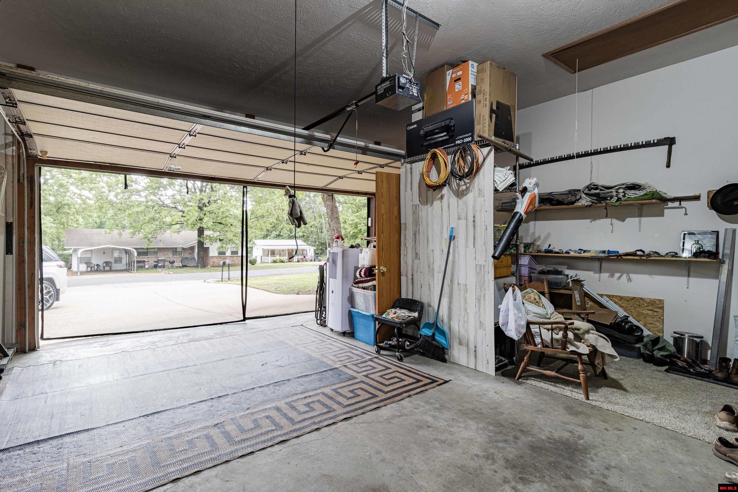 902 MARILYN AVENUE Bull Shoals, AR 72619