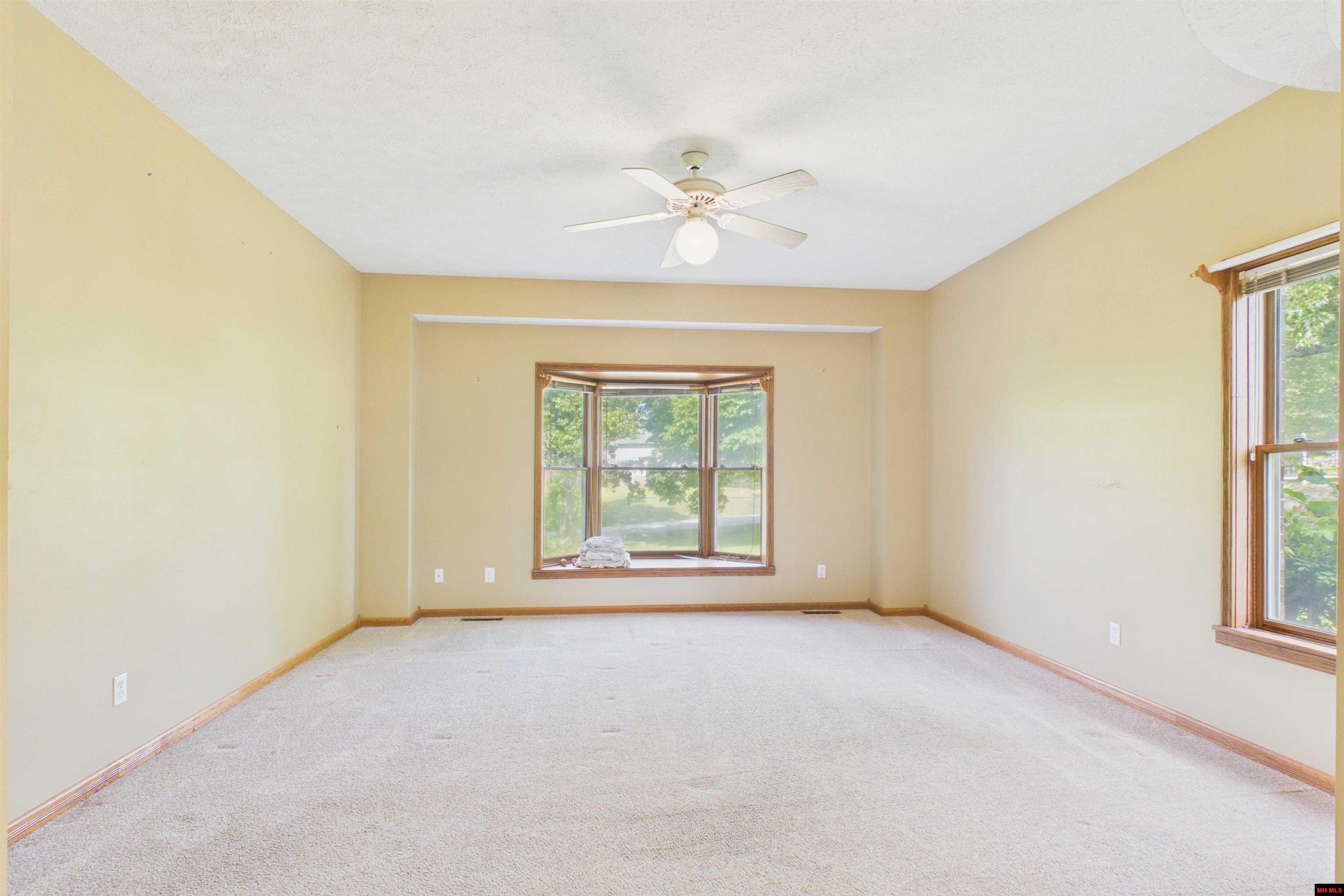 82 Northpointe Drive