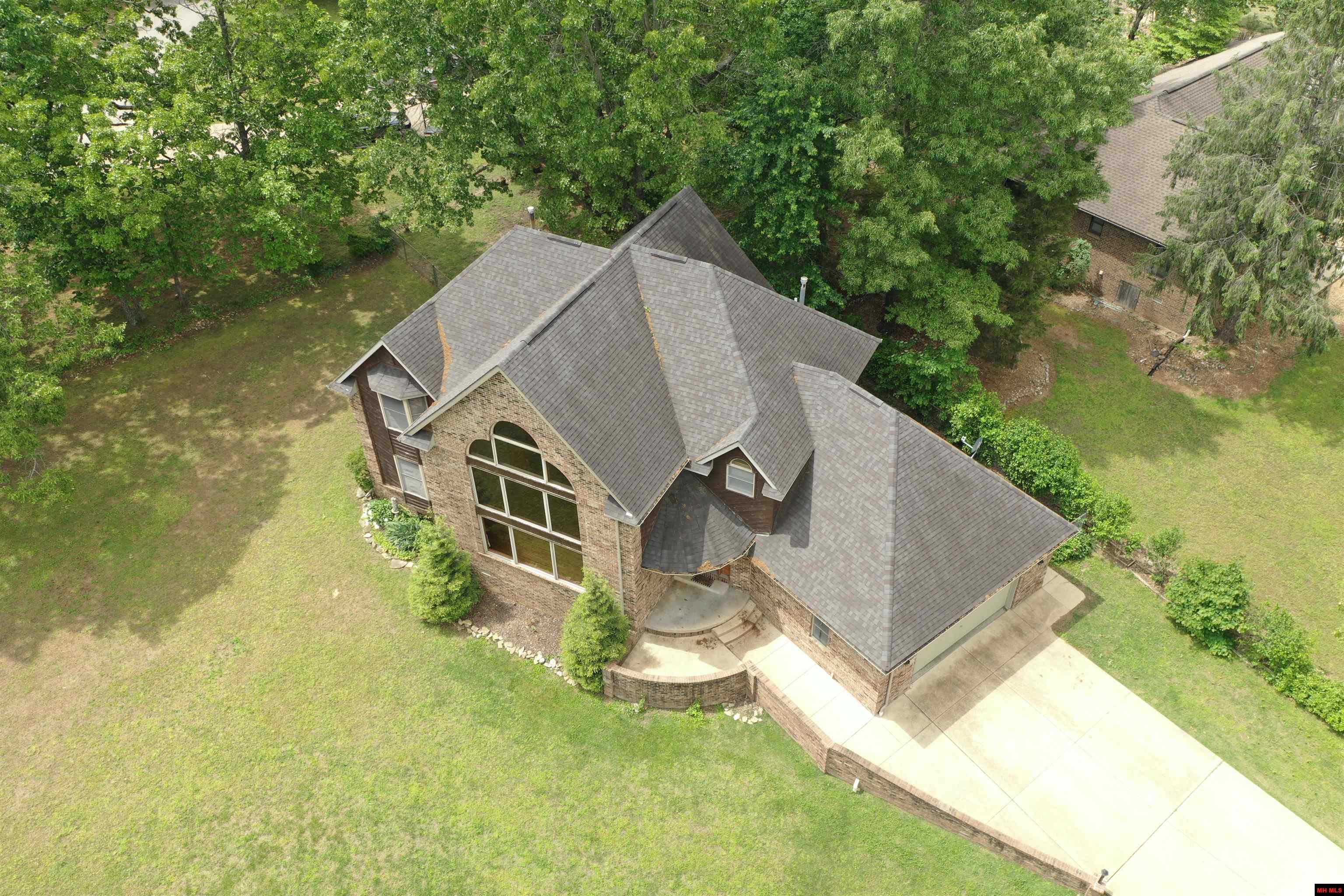 82 Northpointe Drive