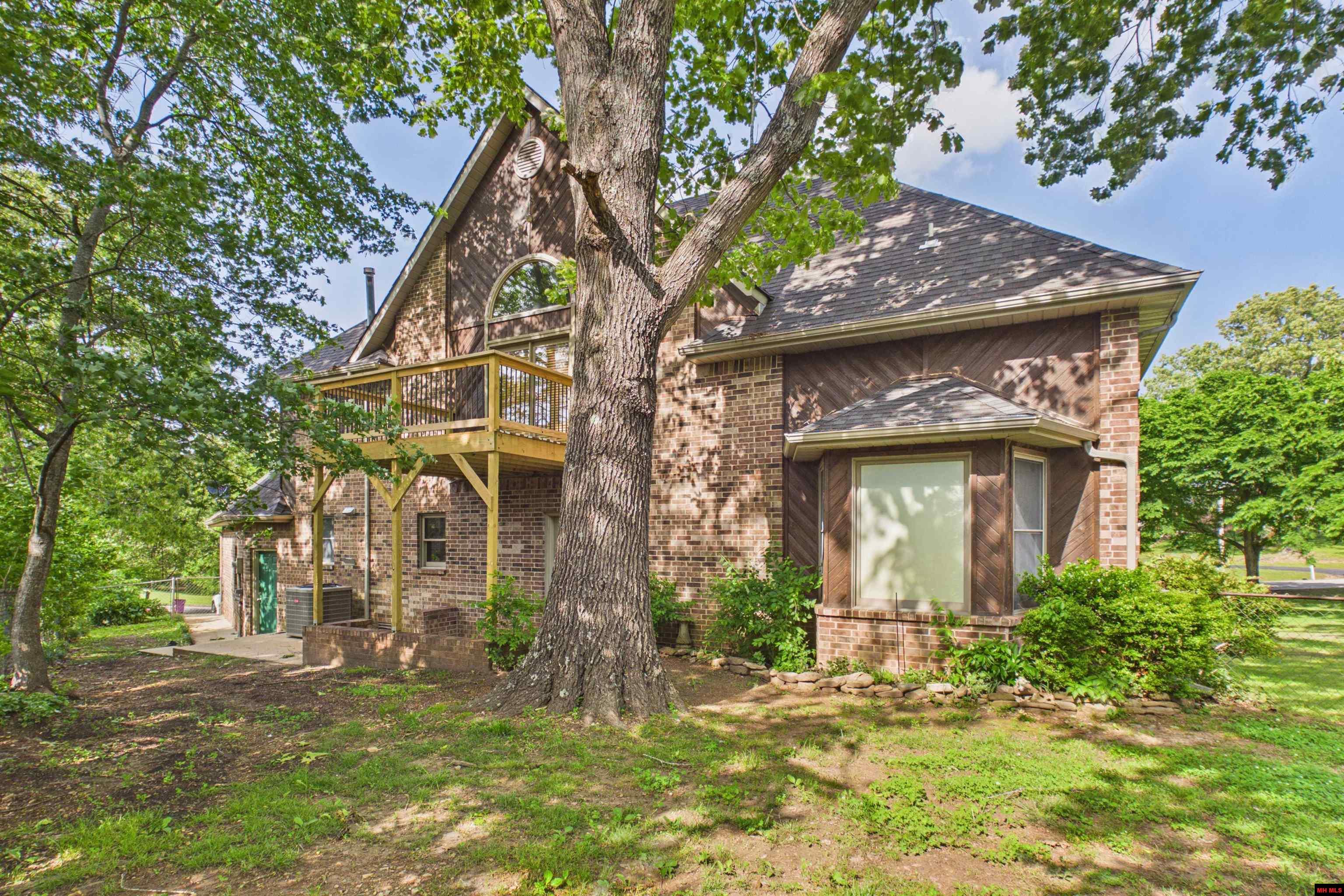 82 Northpointe Drive