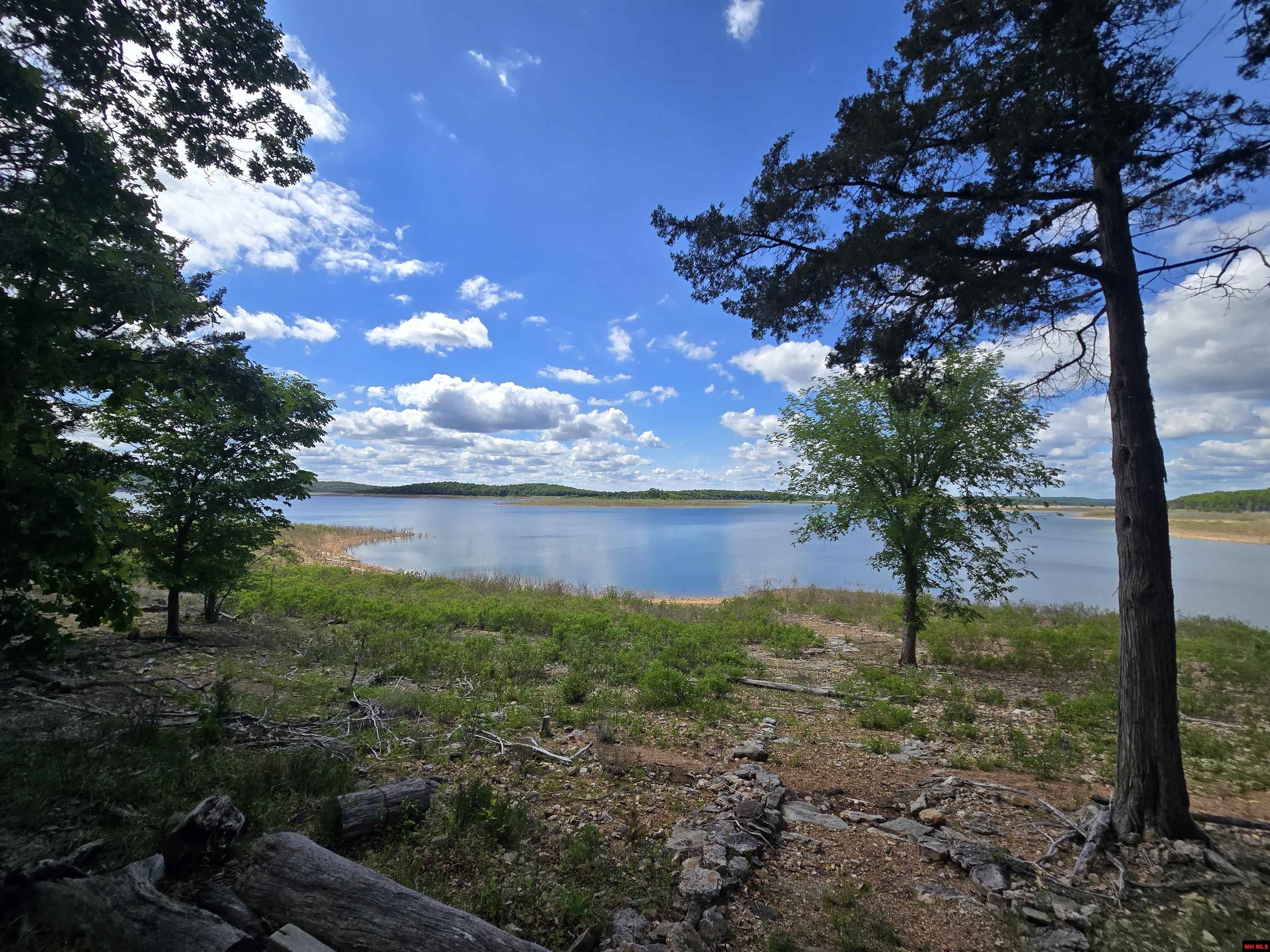 1535 MC 142 Oakland, AR 72661