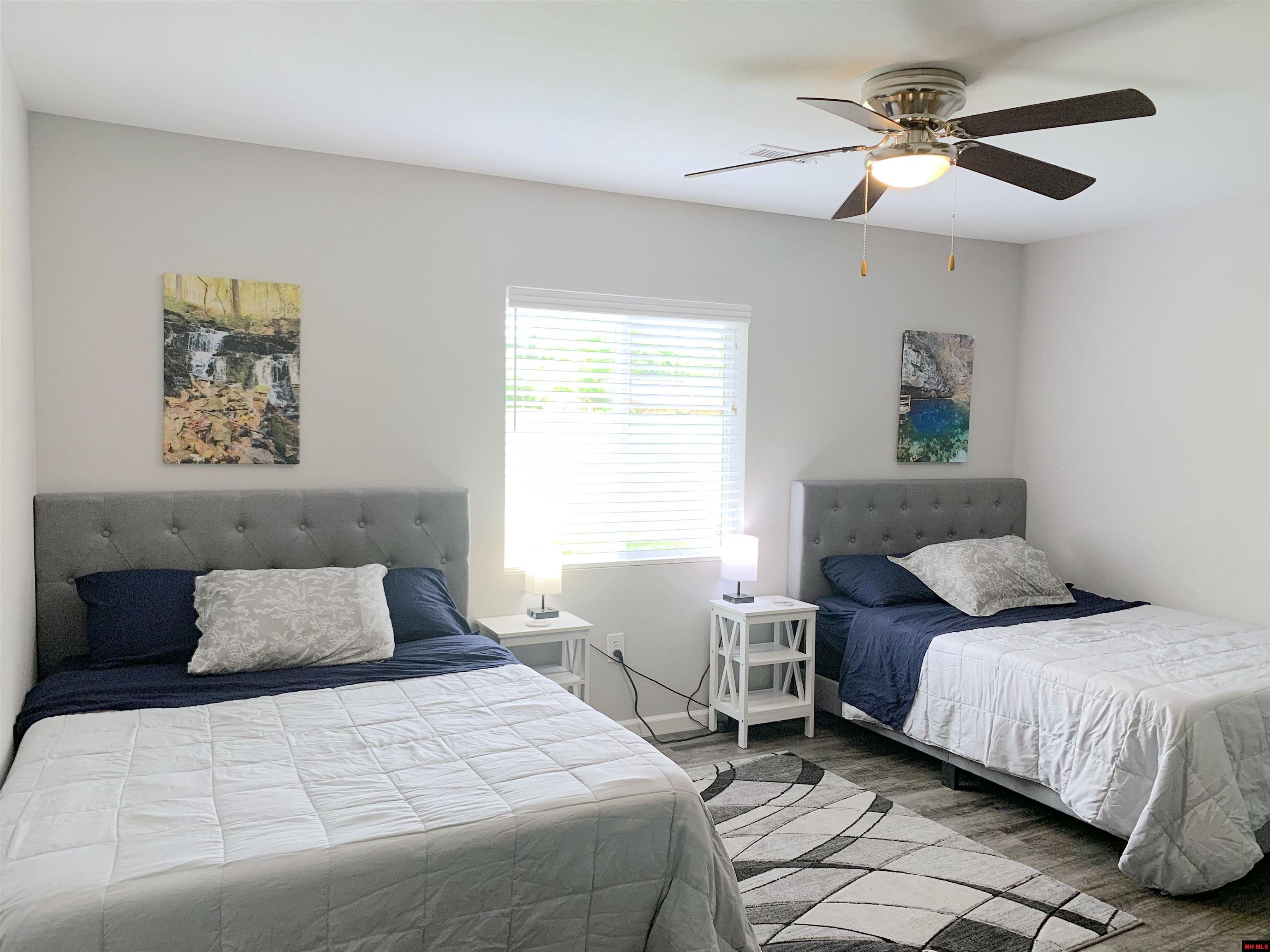 2229 CENTRAL BOULEVARD Bull Shoals, AR 72619