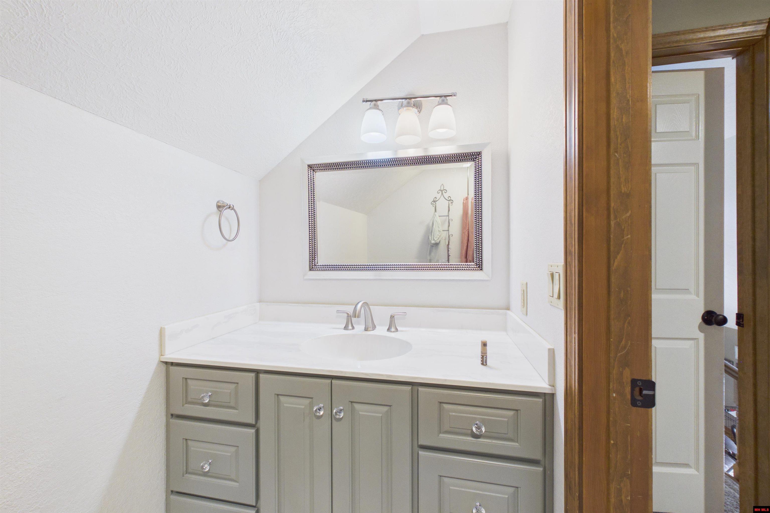 1321 WEBBER ROAD Mountain Home, AR 72653