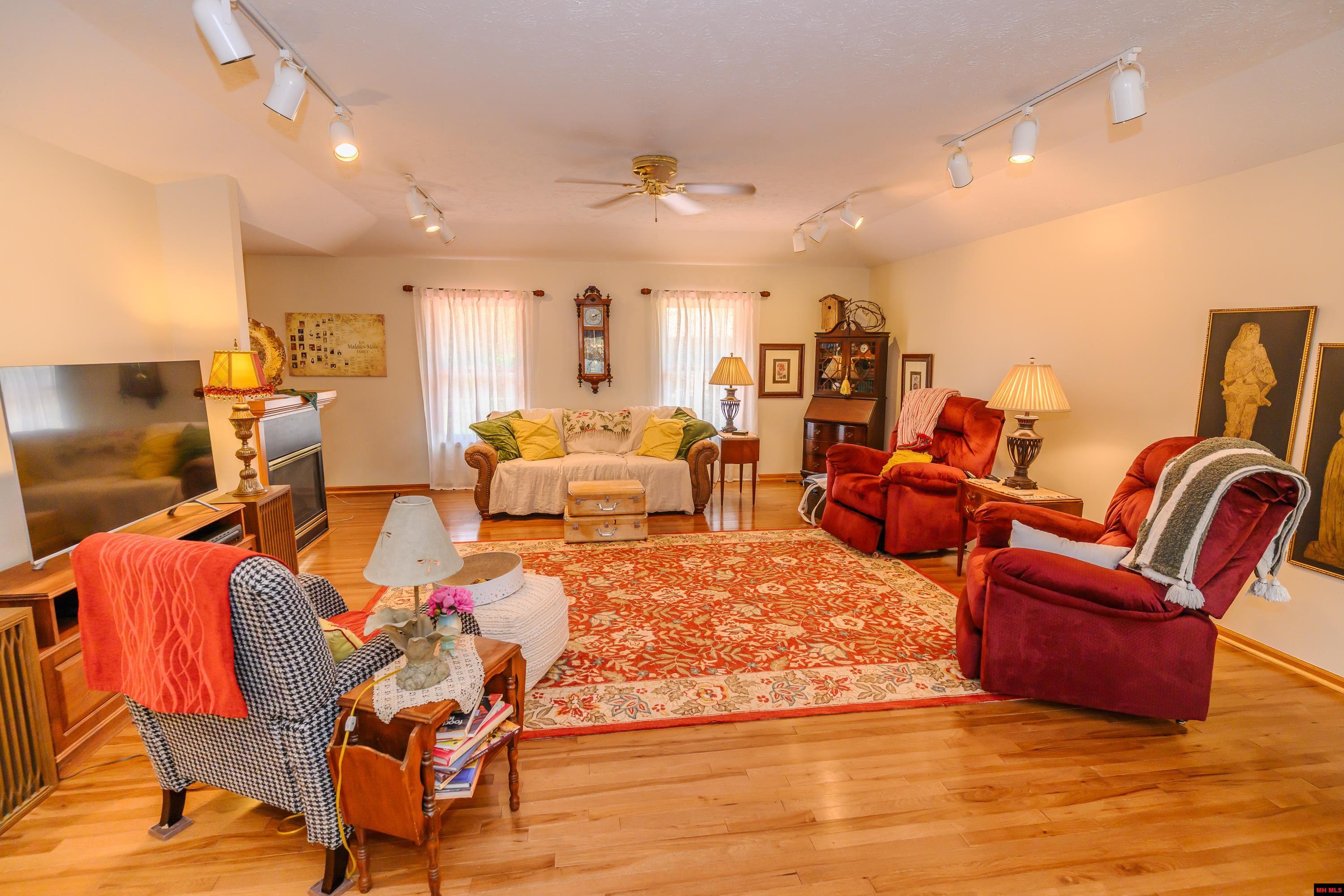 337 Northpointe Drive