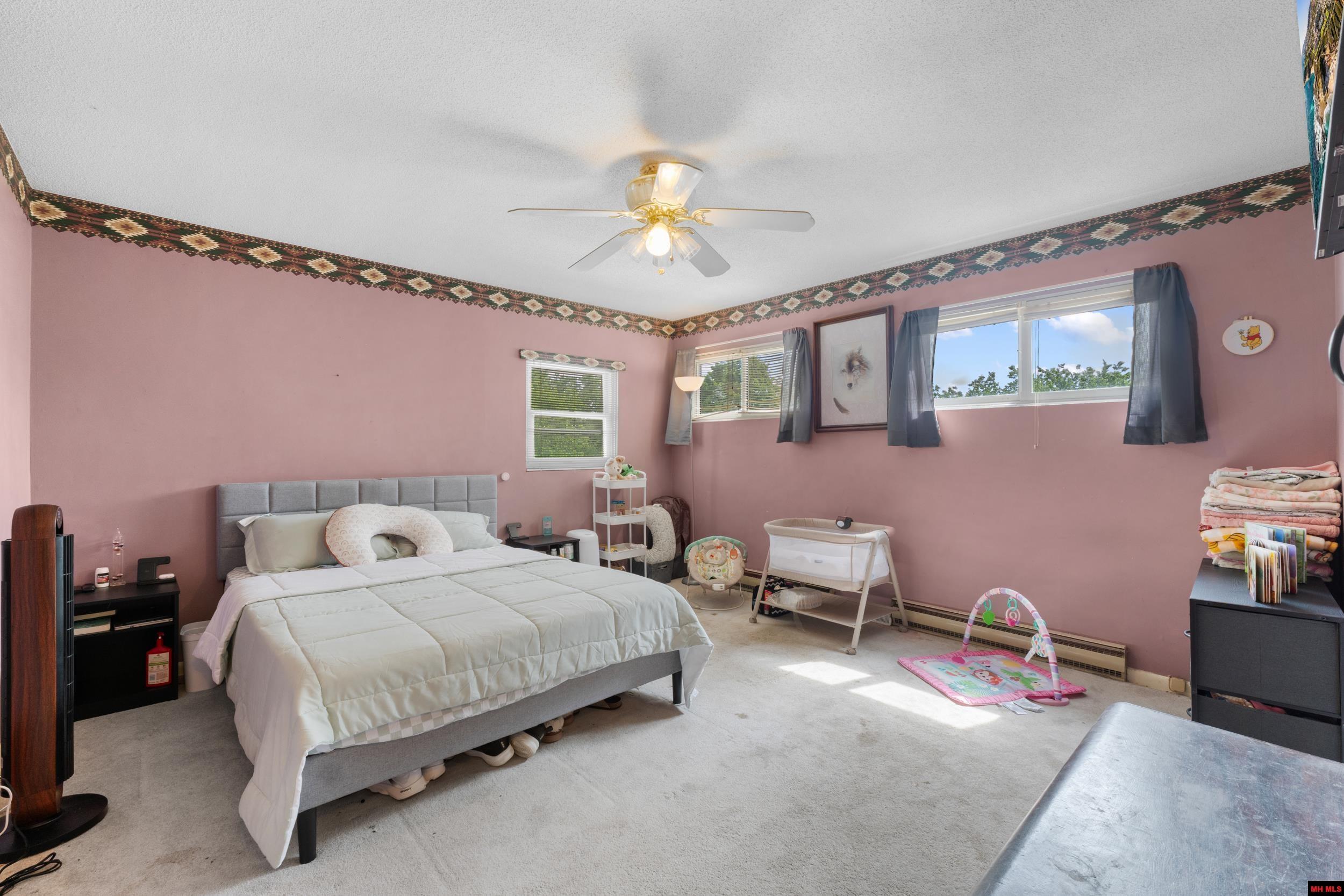 284 Crestview Drive