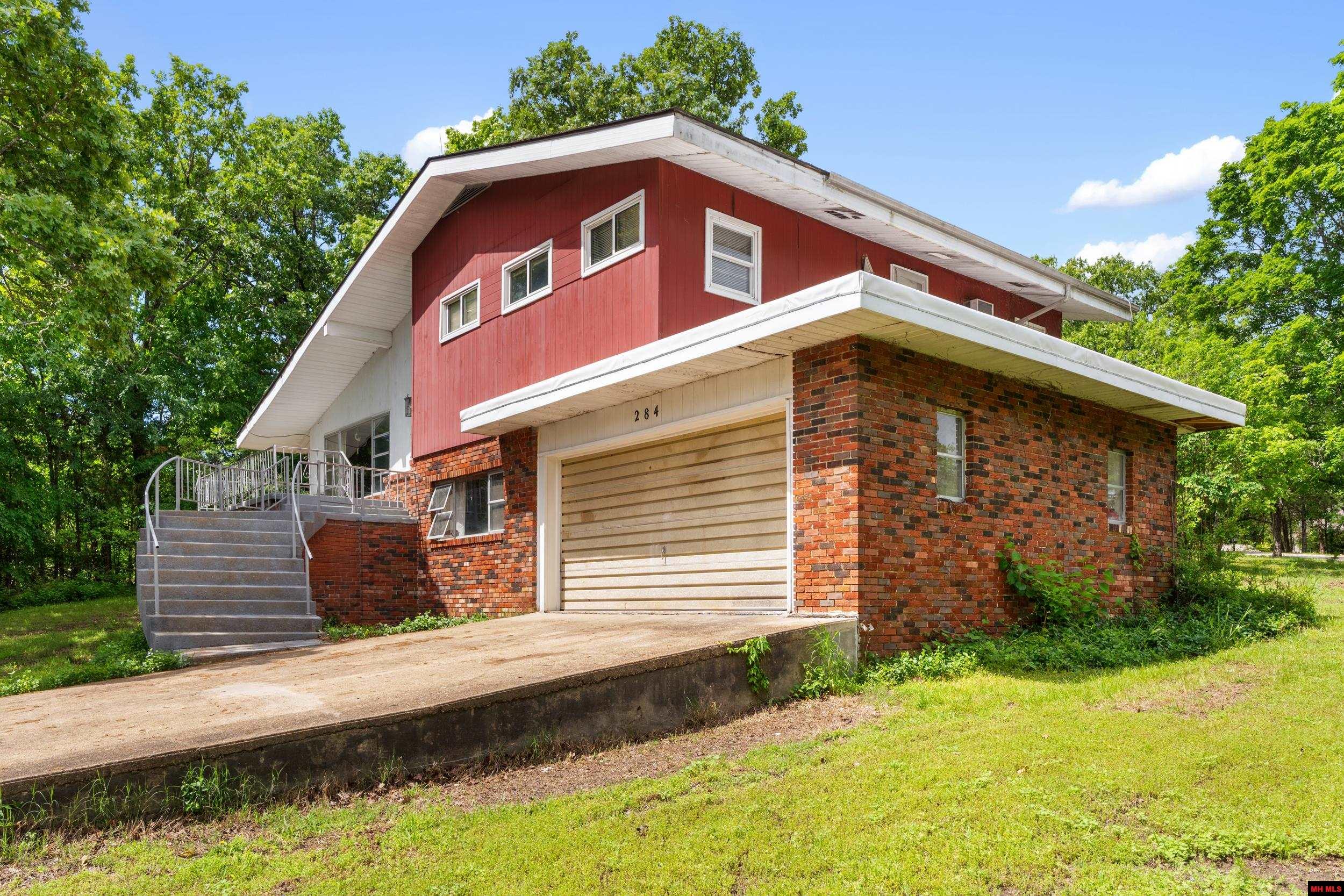 284 Crestview Drive