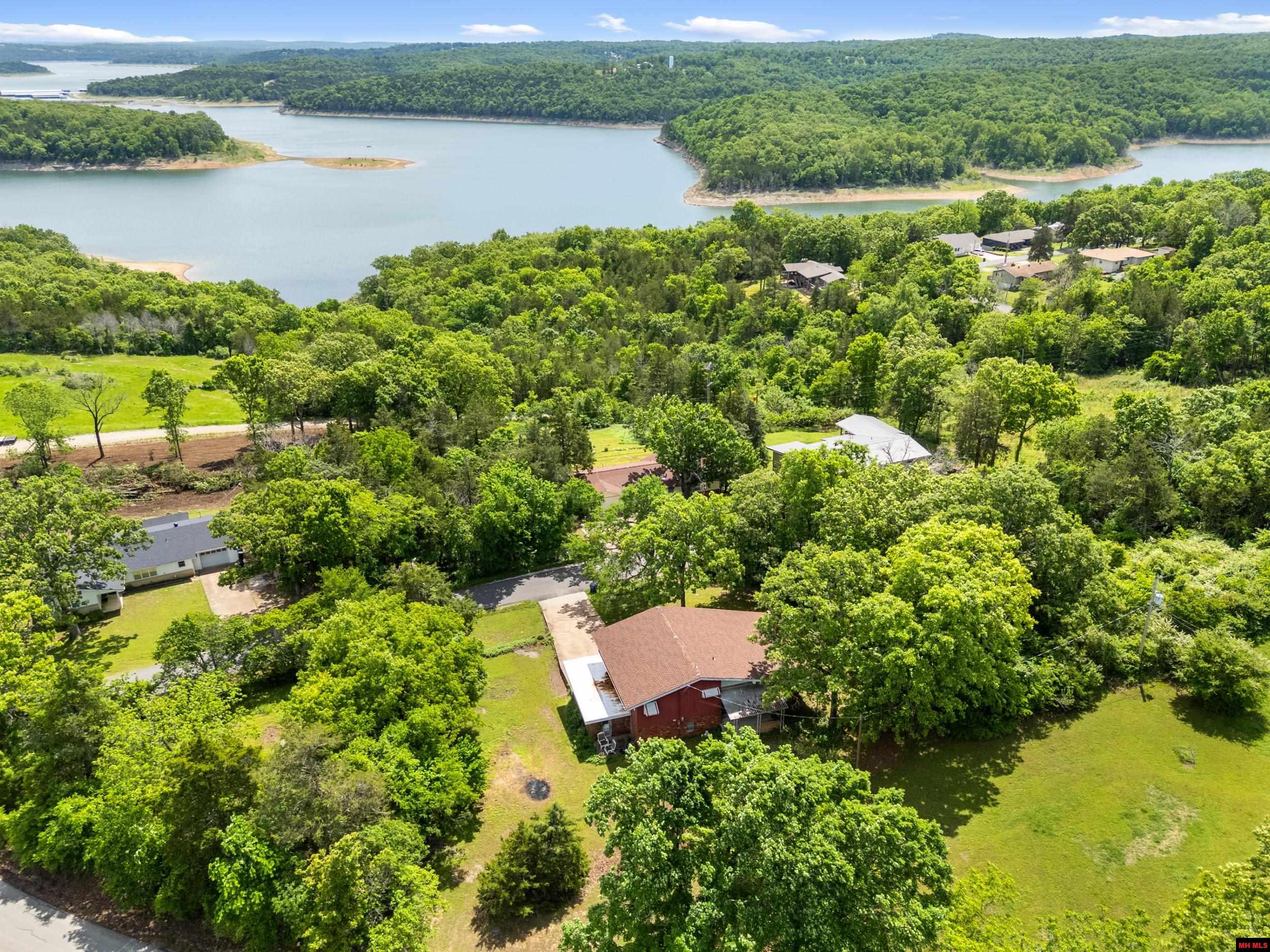284 Crestview Drive