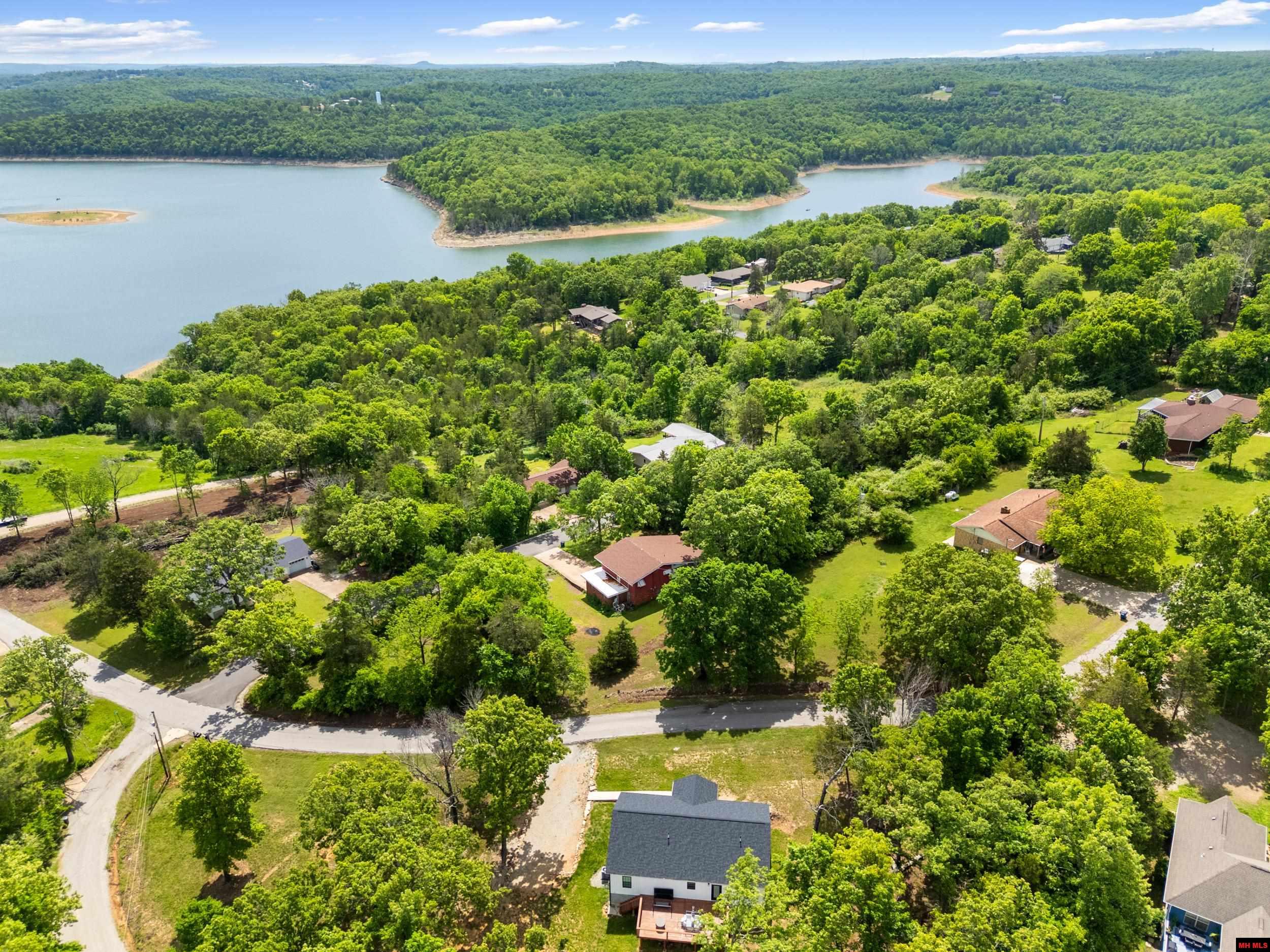 284 Crestview Drive