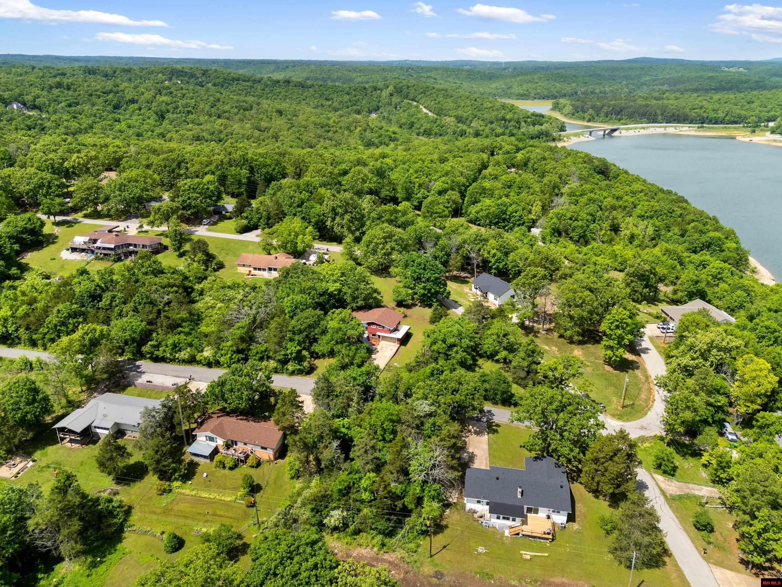 284 Crestview Drive