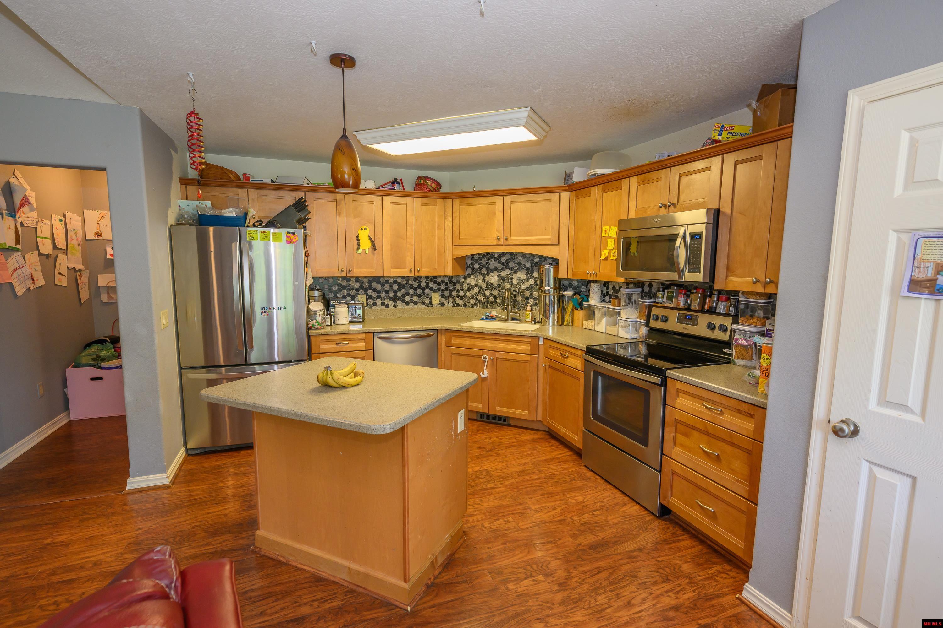 238 MAGNESS DRIVE Gassville, AR 72635