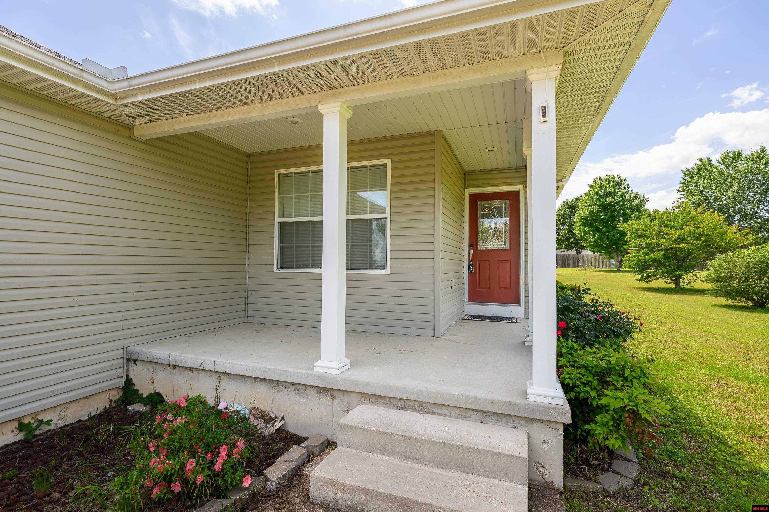238 MAGNESS DRIVE Gassville, AR 72635