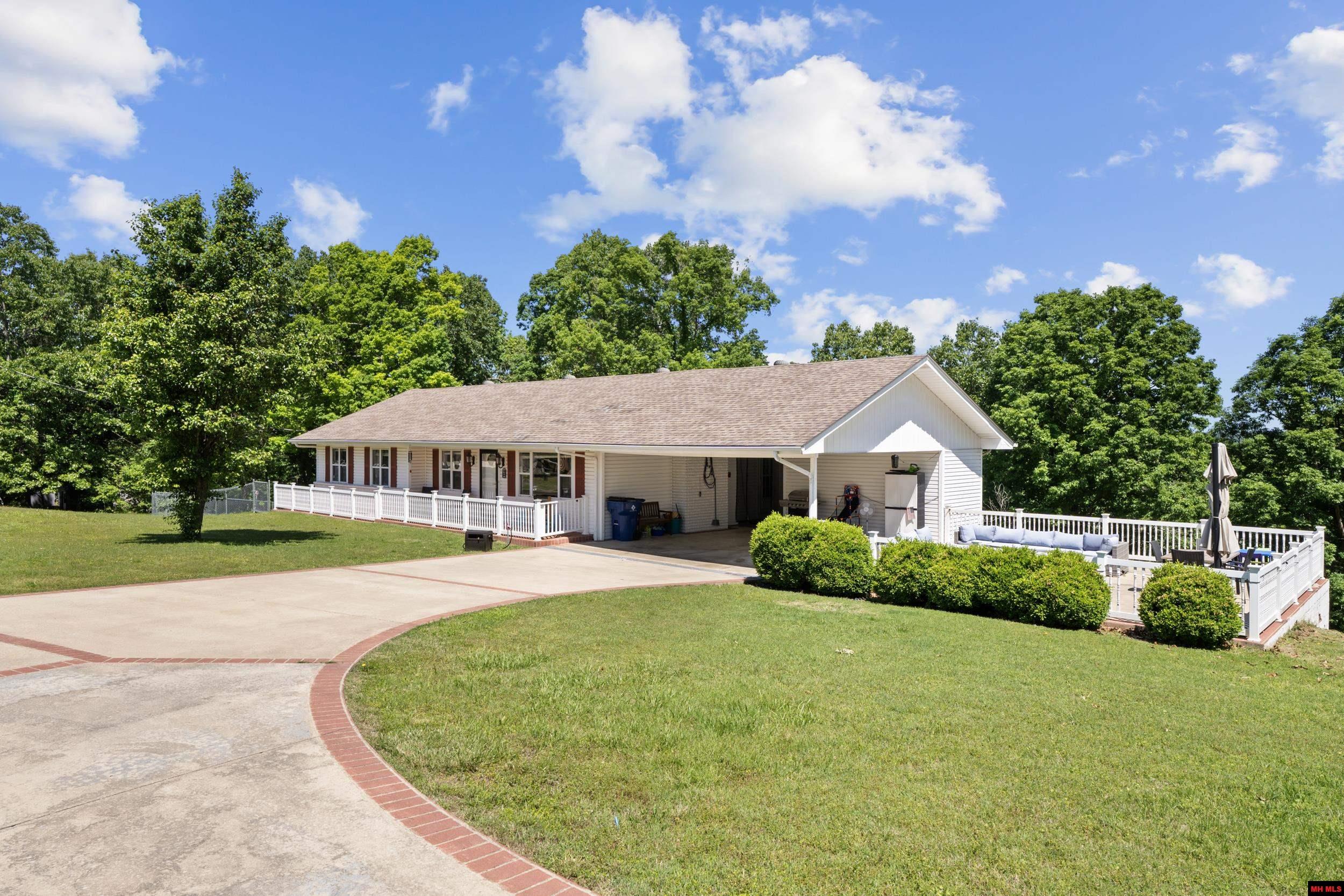 38 FISH & GAME ROAD Mountain Home, AR 72653