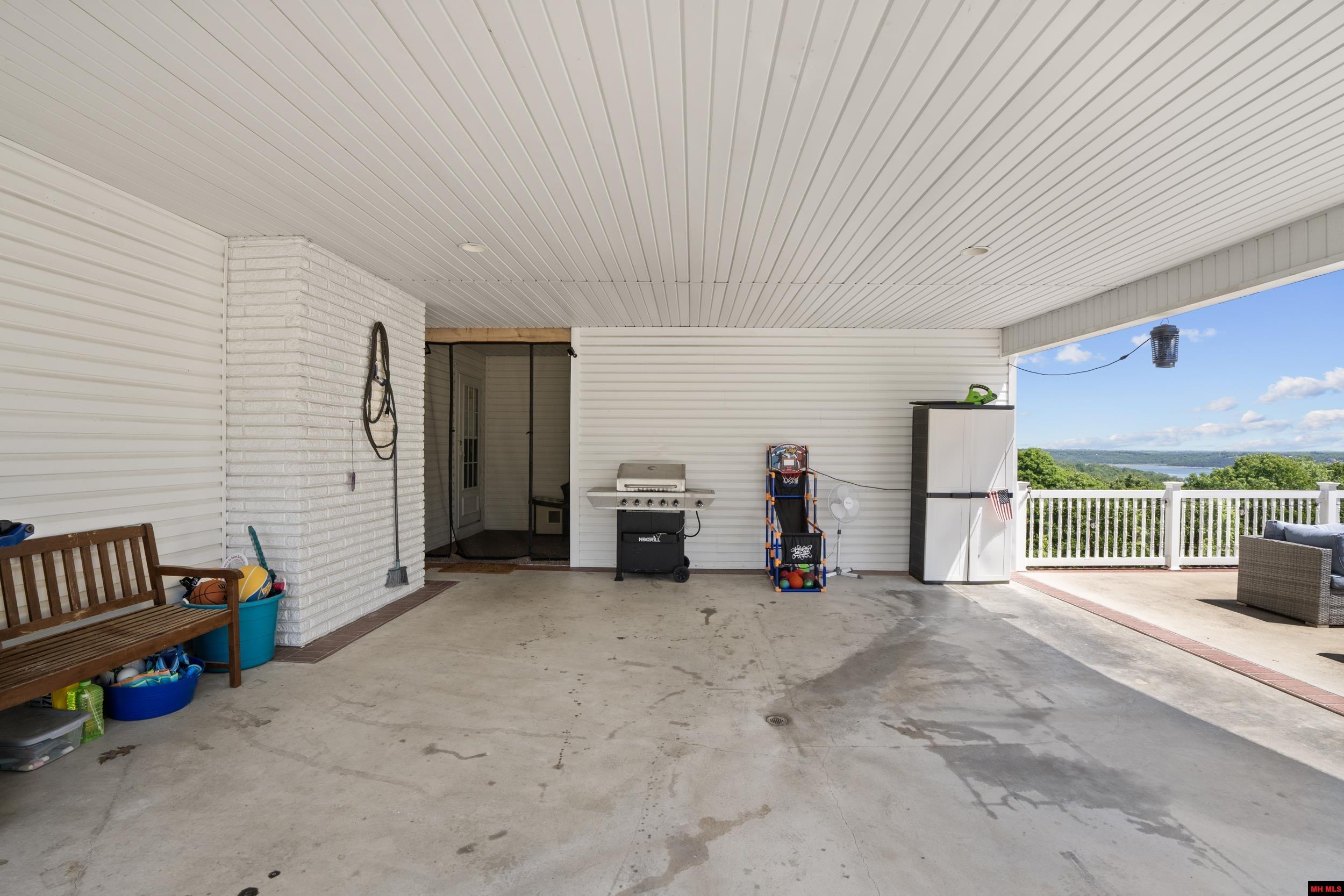 38 FISH & GAME ROAD Mountain Home, AR 72653