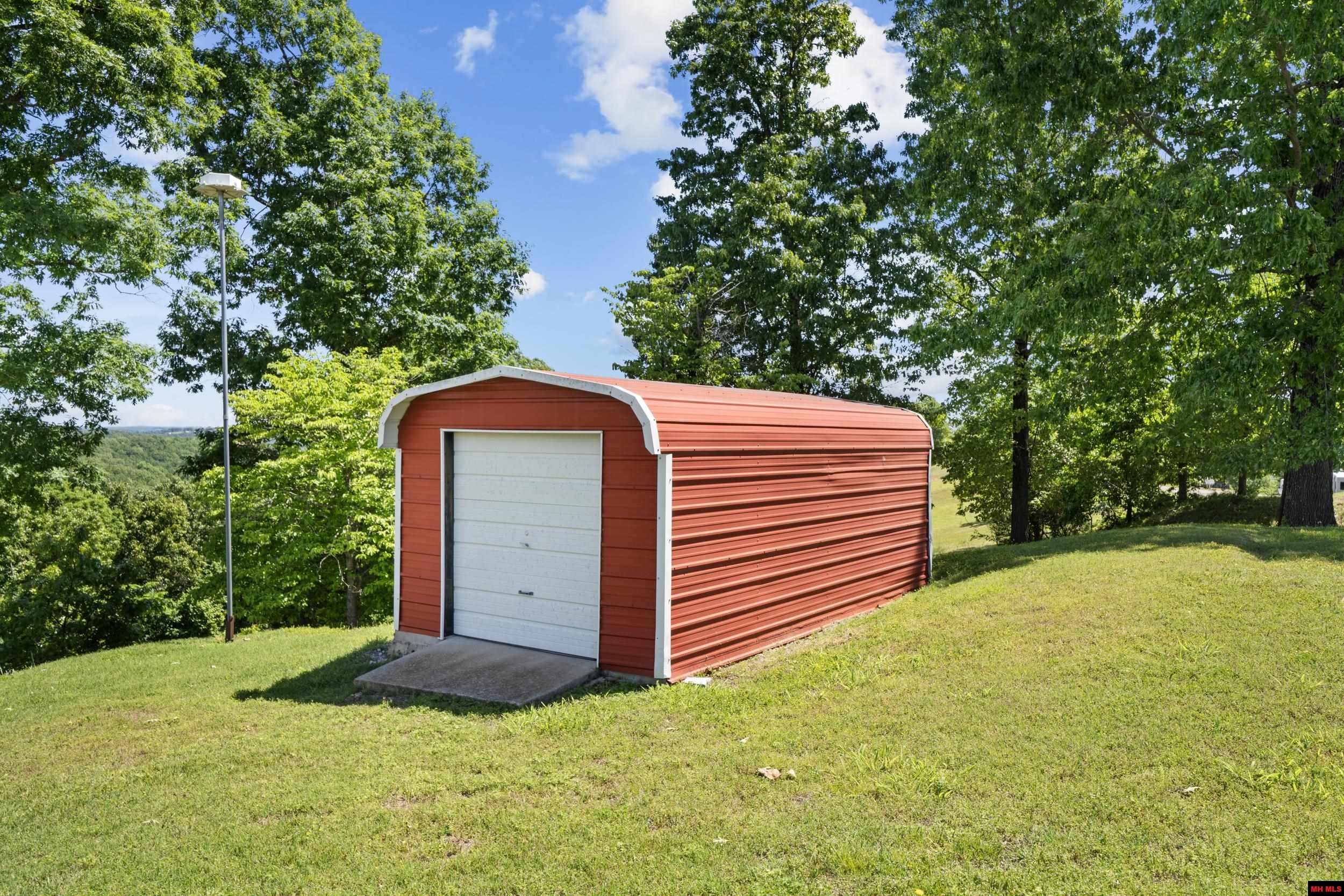 38 FISH & GAME ROAD Mountain Home, AR 72653
