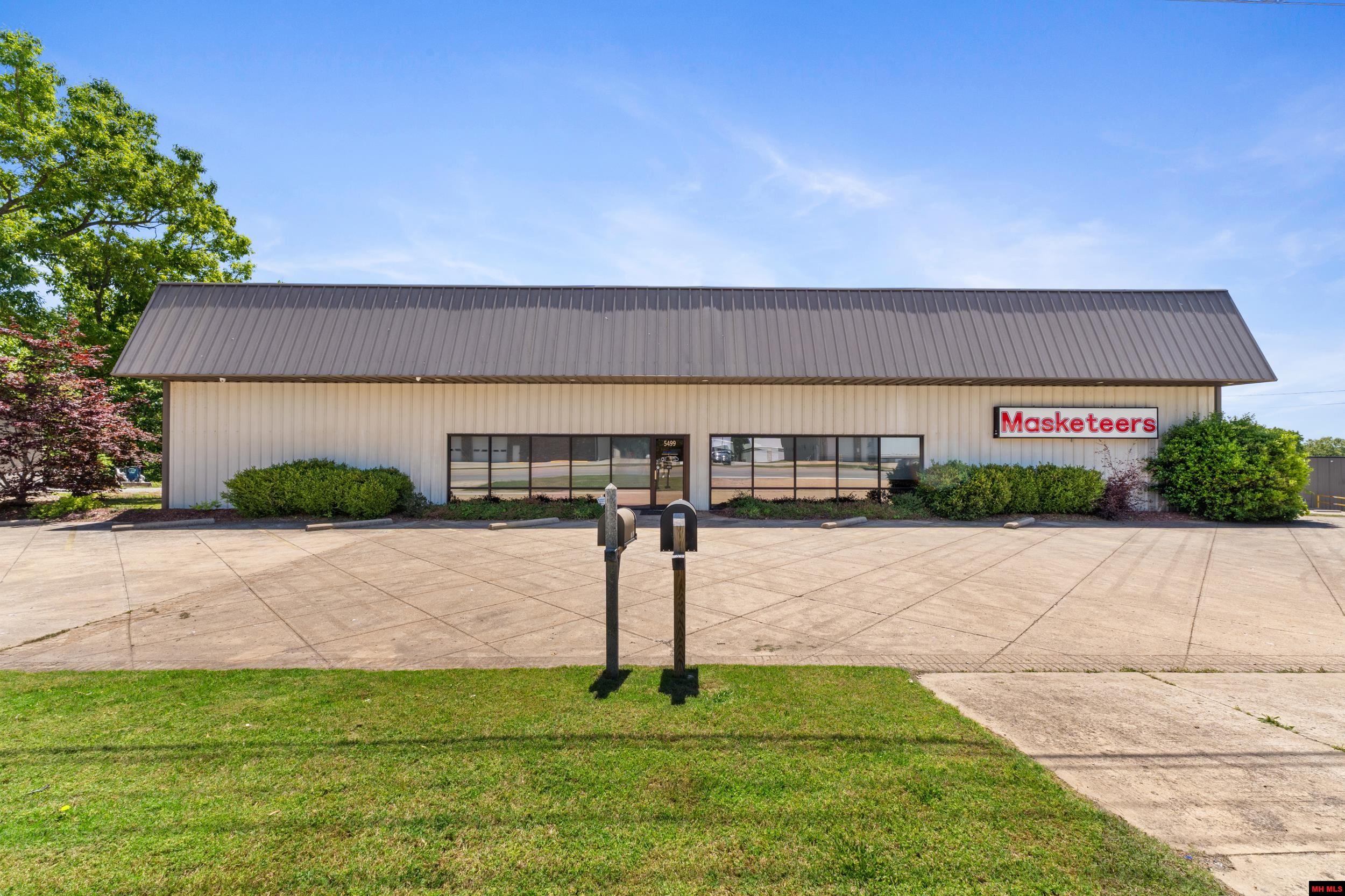 5499 HWY 62 EAST Mountain Home, AR