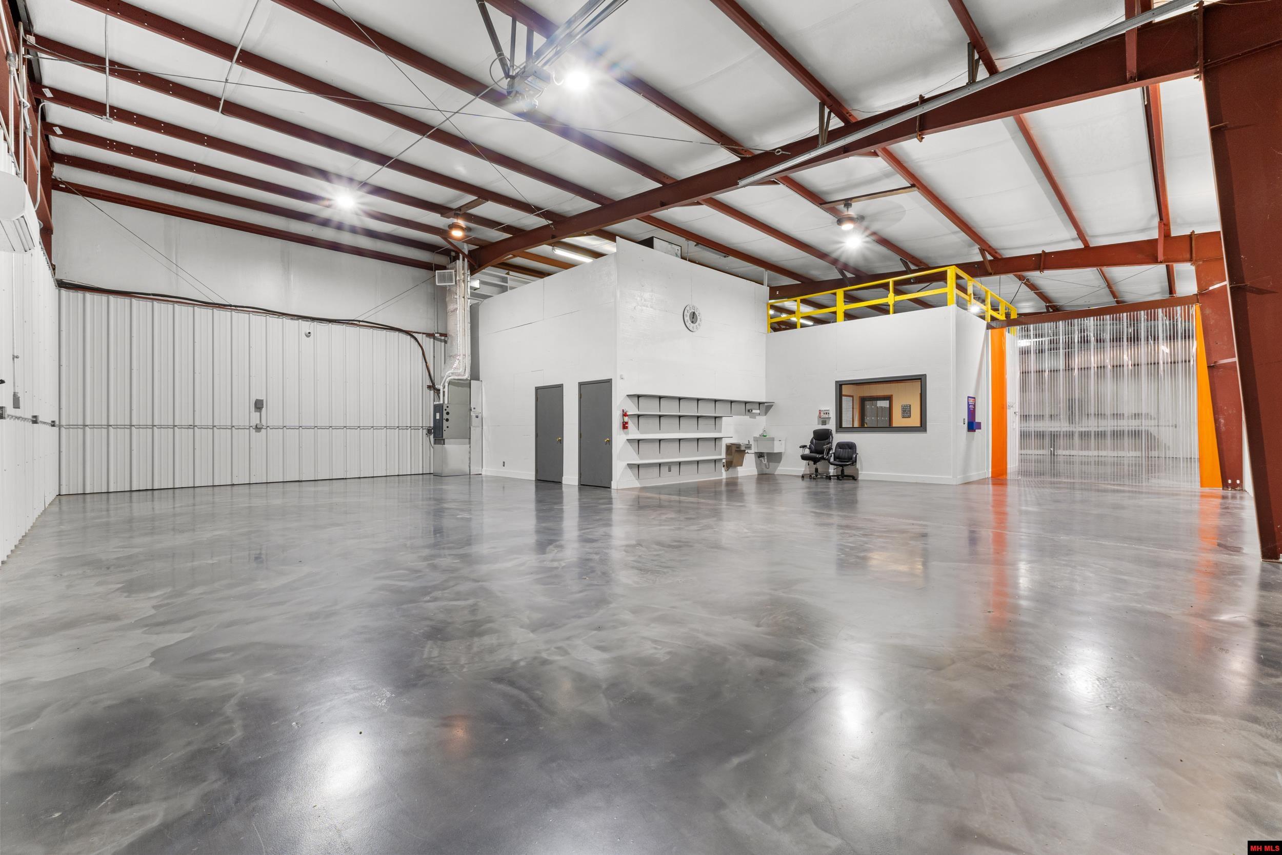 5499 HWY 62 EAST Mountain Home, AR