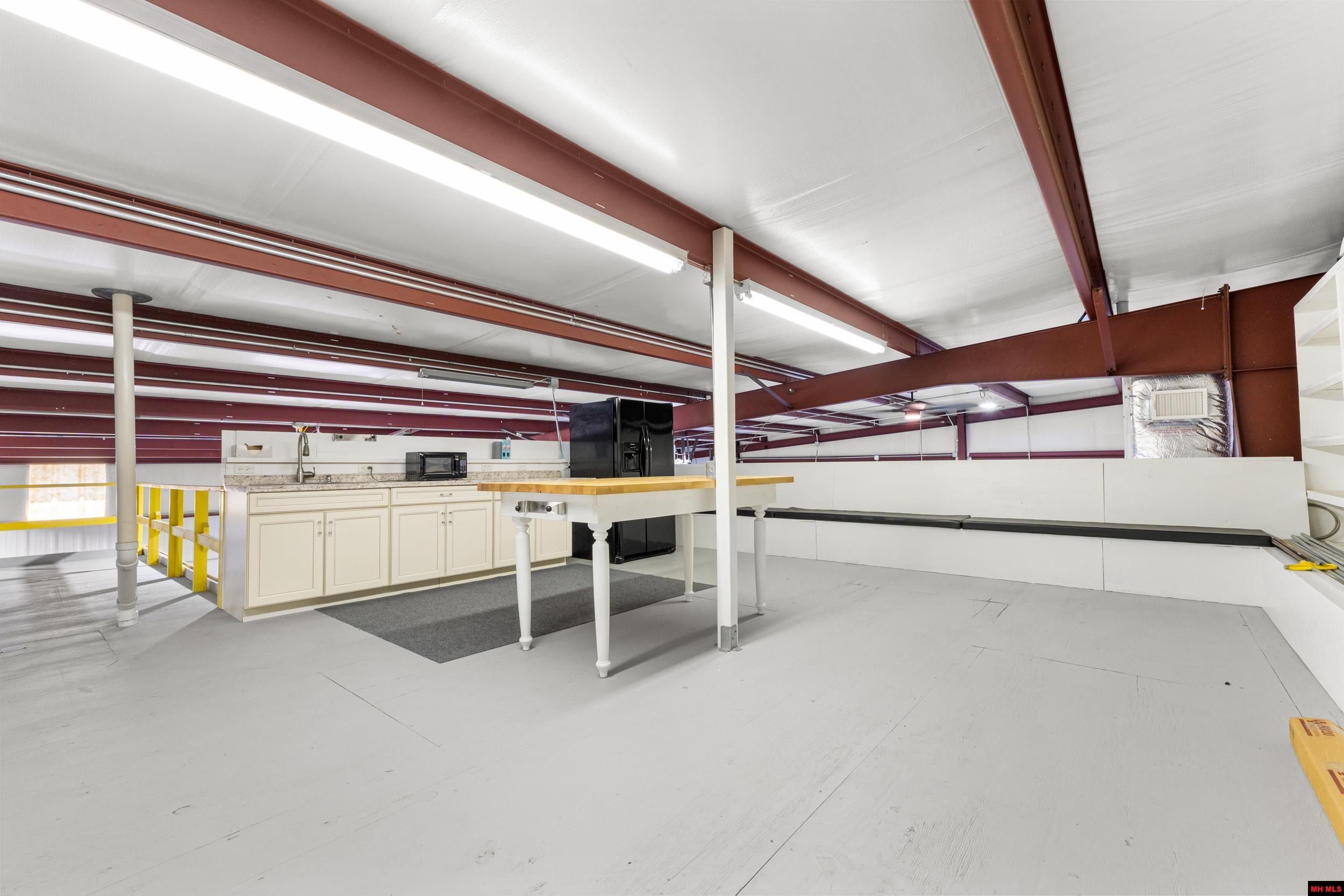 5499 HWY 62 EAST Mountain Home, AR