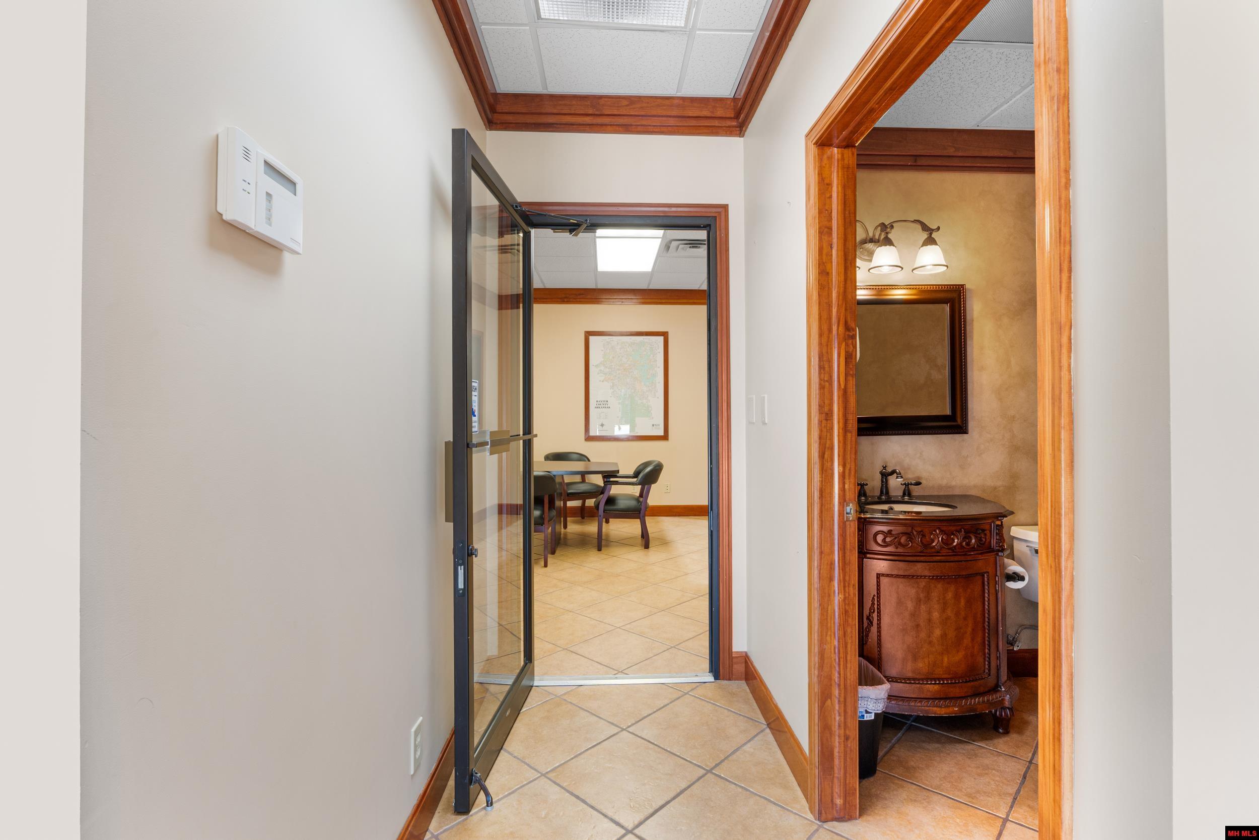 5499 HWY 62 EAST Mountain Home, AR