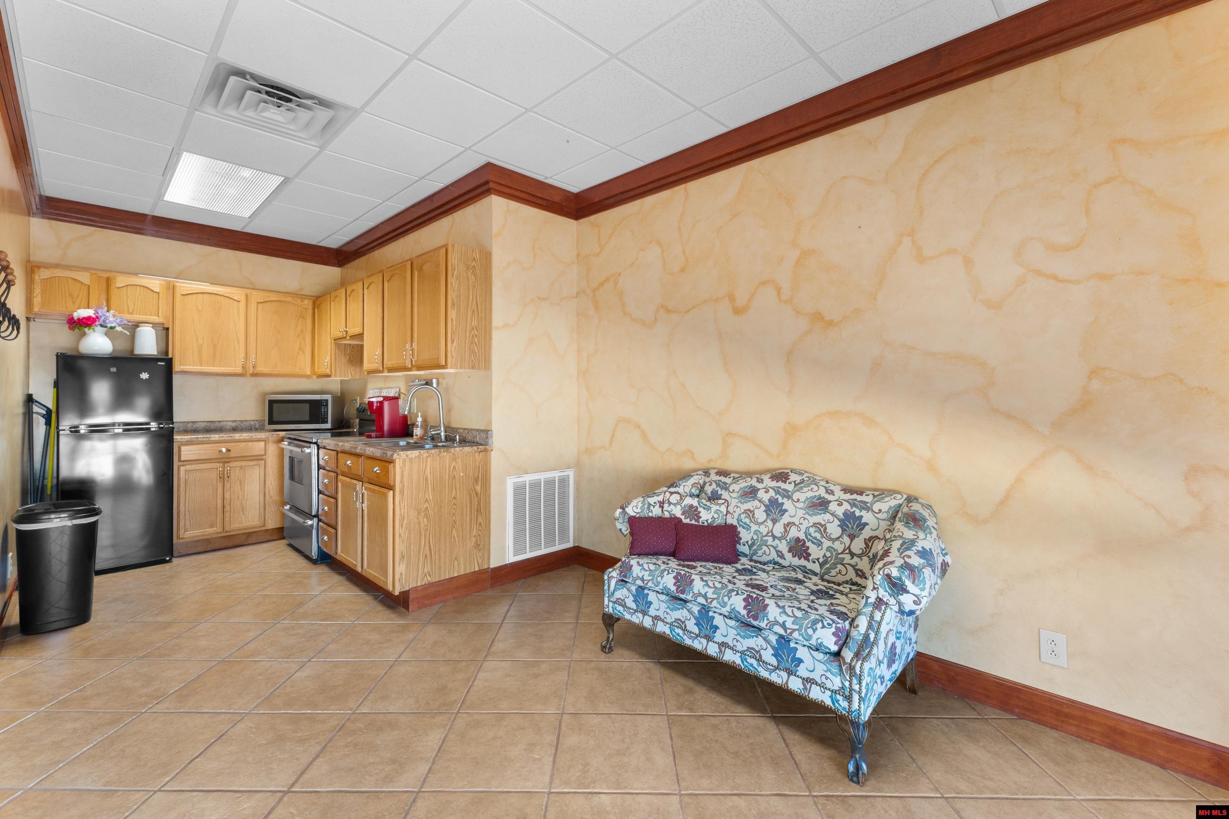 5499 HWY 62 EAST Mountain Home, AR