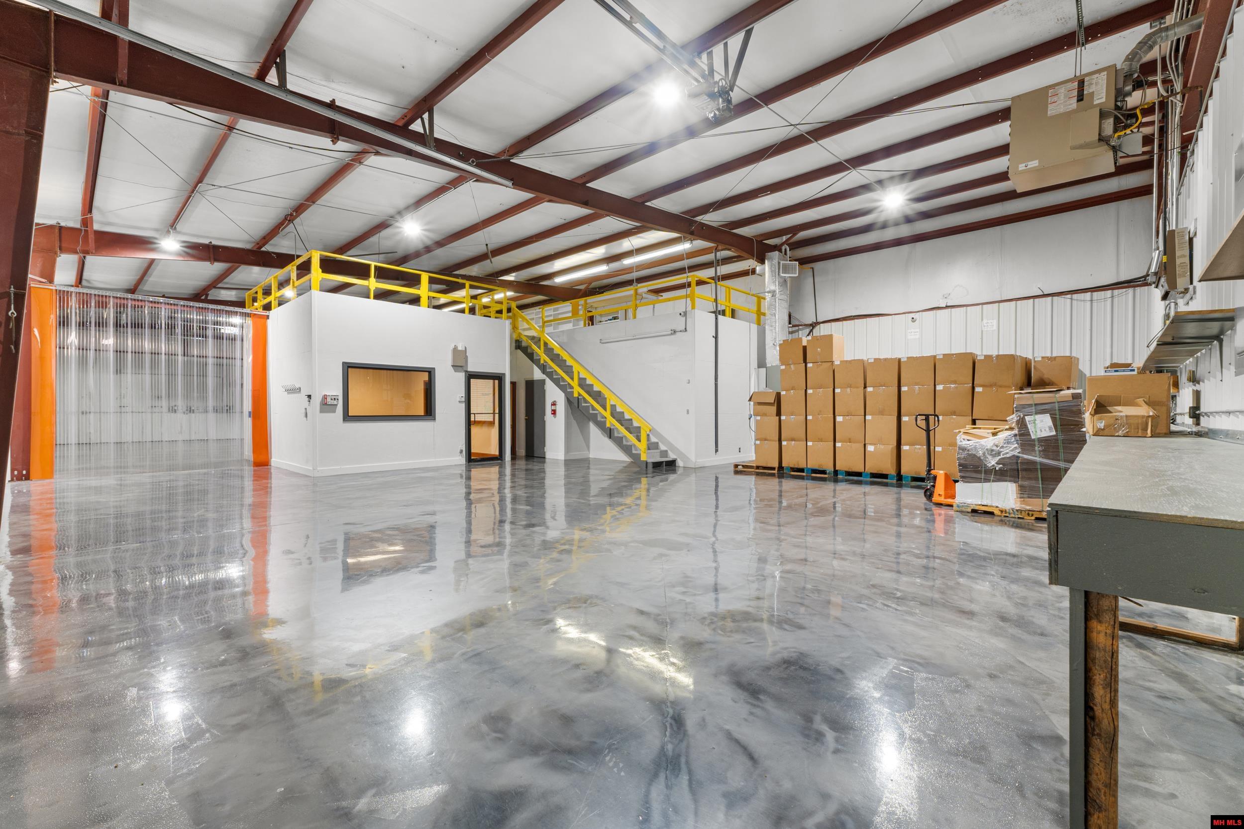 5499 HWY 62 EAST Mountain Home, AR