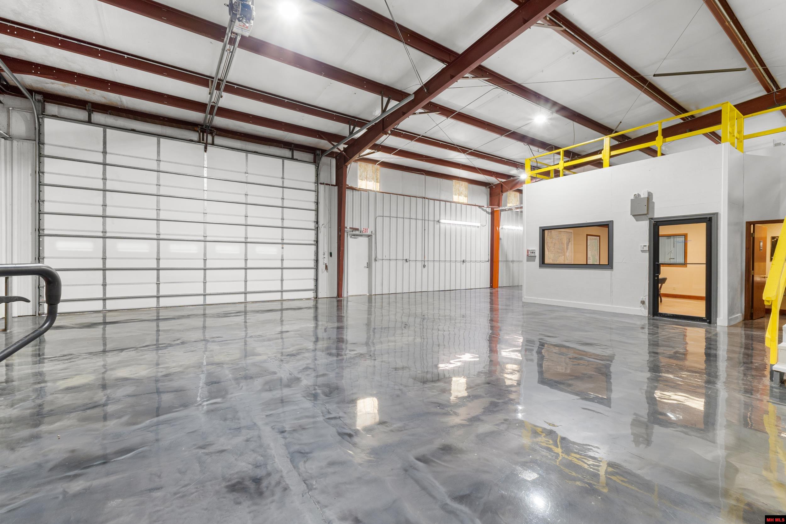 5499 HWY 62 EAST Mountain Home, AR