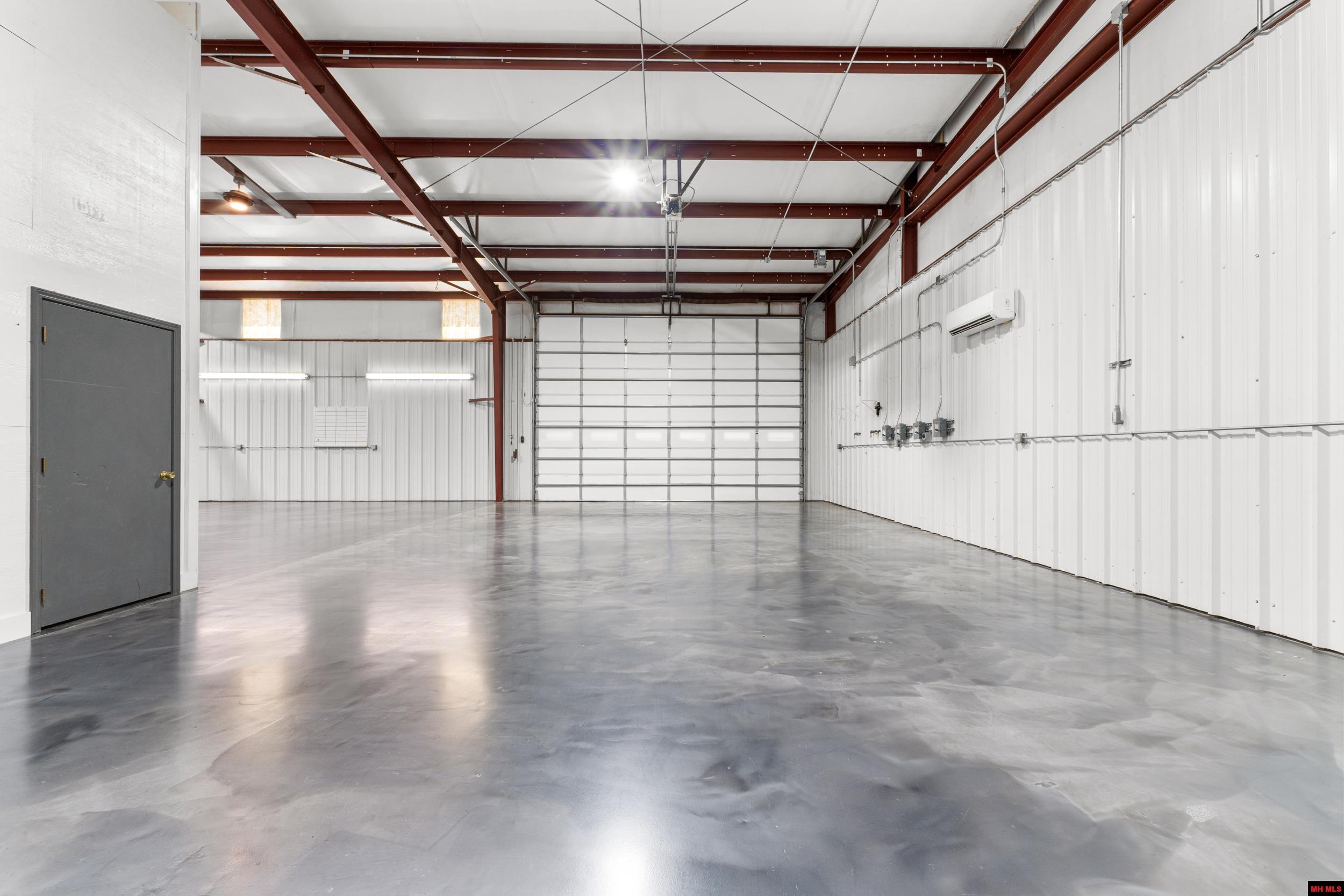 5499 HWY 62 EAST Mountain Home, AR