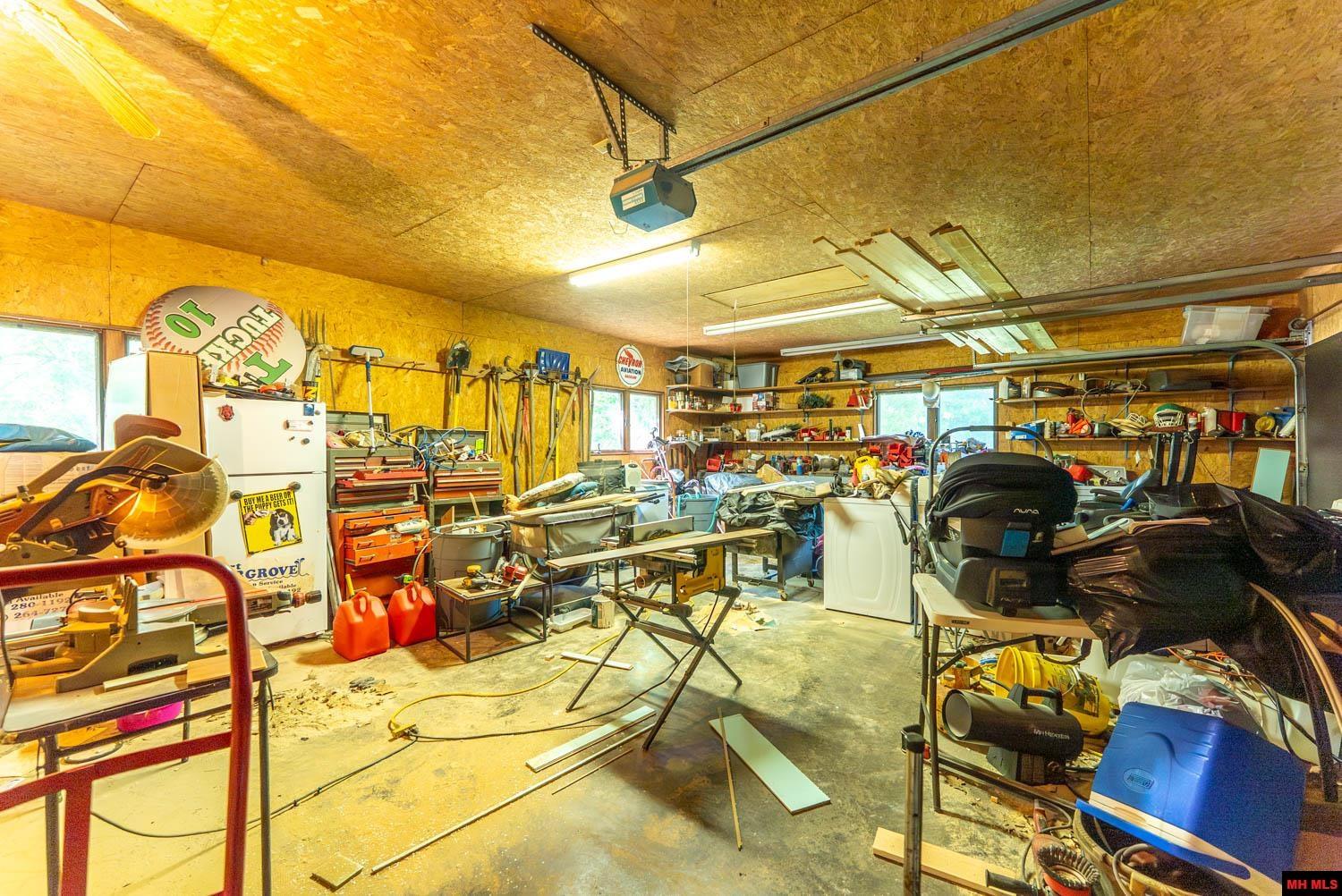 3991 State Hwy W