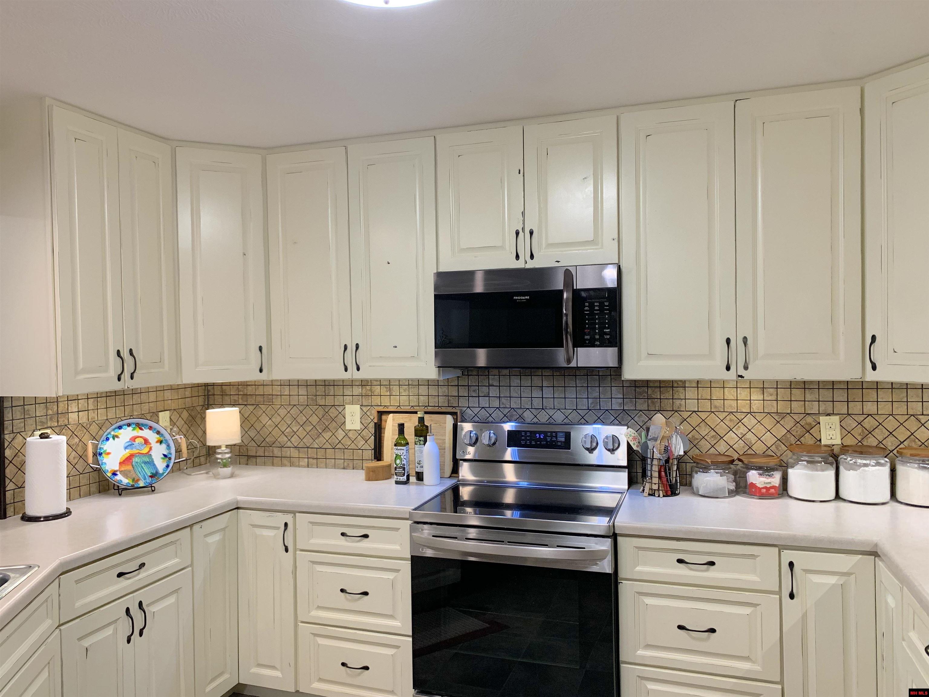 1321-2 Wilshire Court