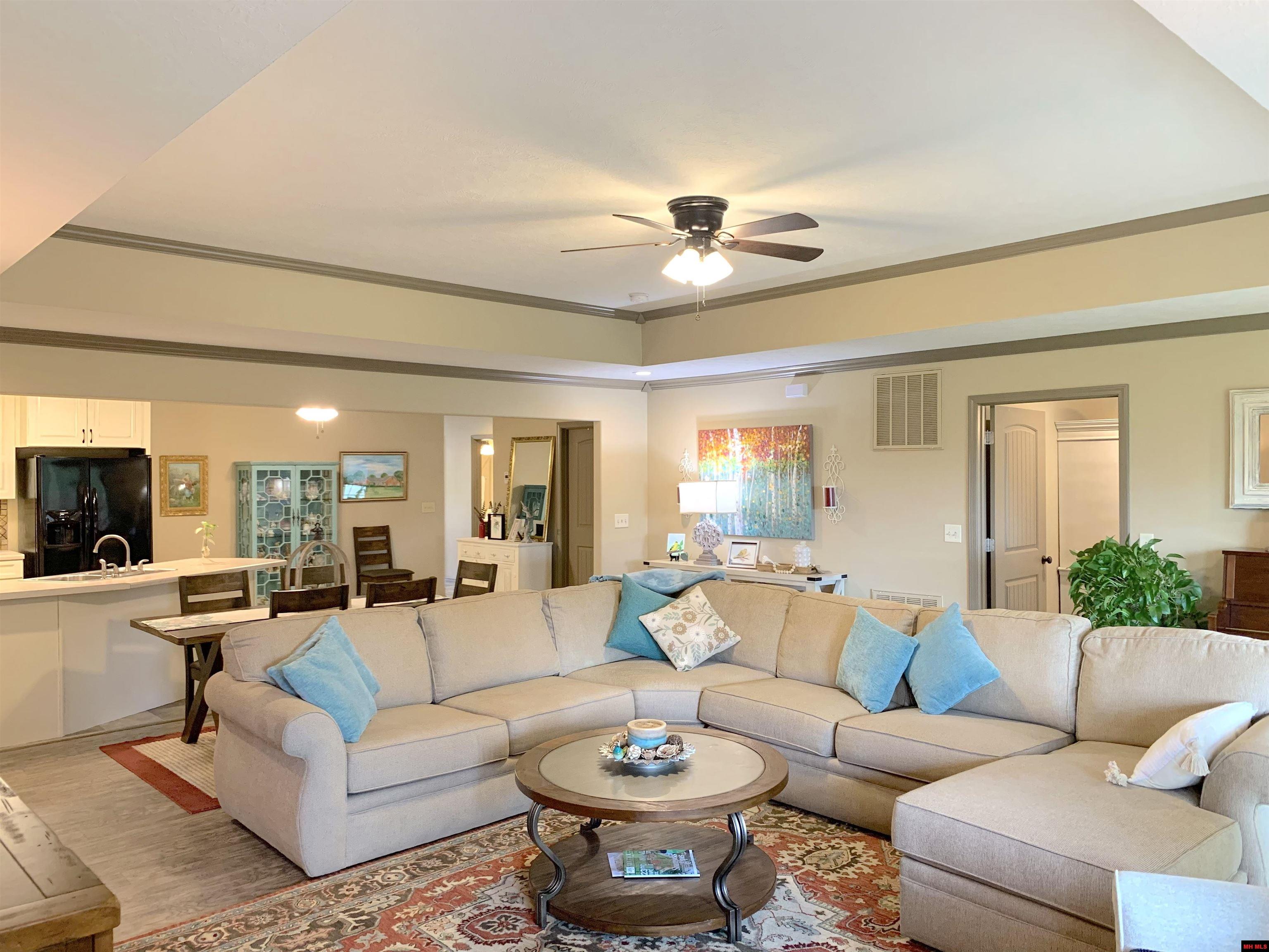 1321-2 Wilshire Court