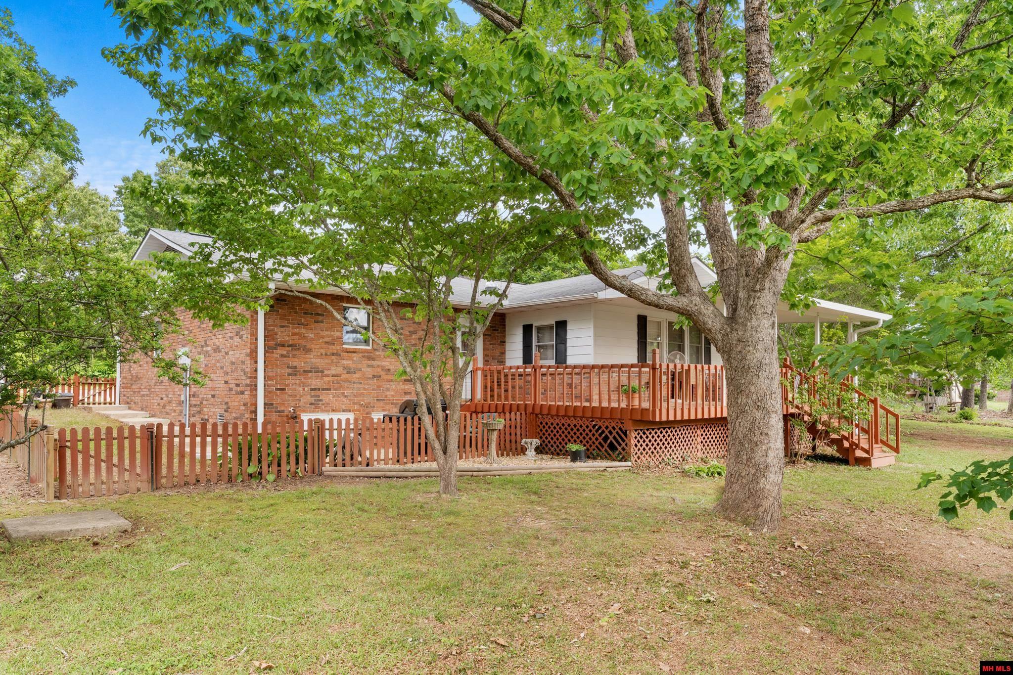 86 Rose Lane