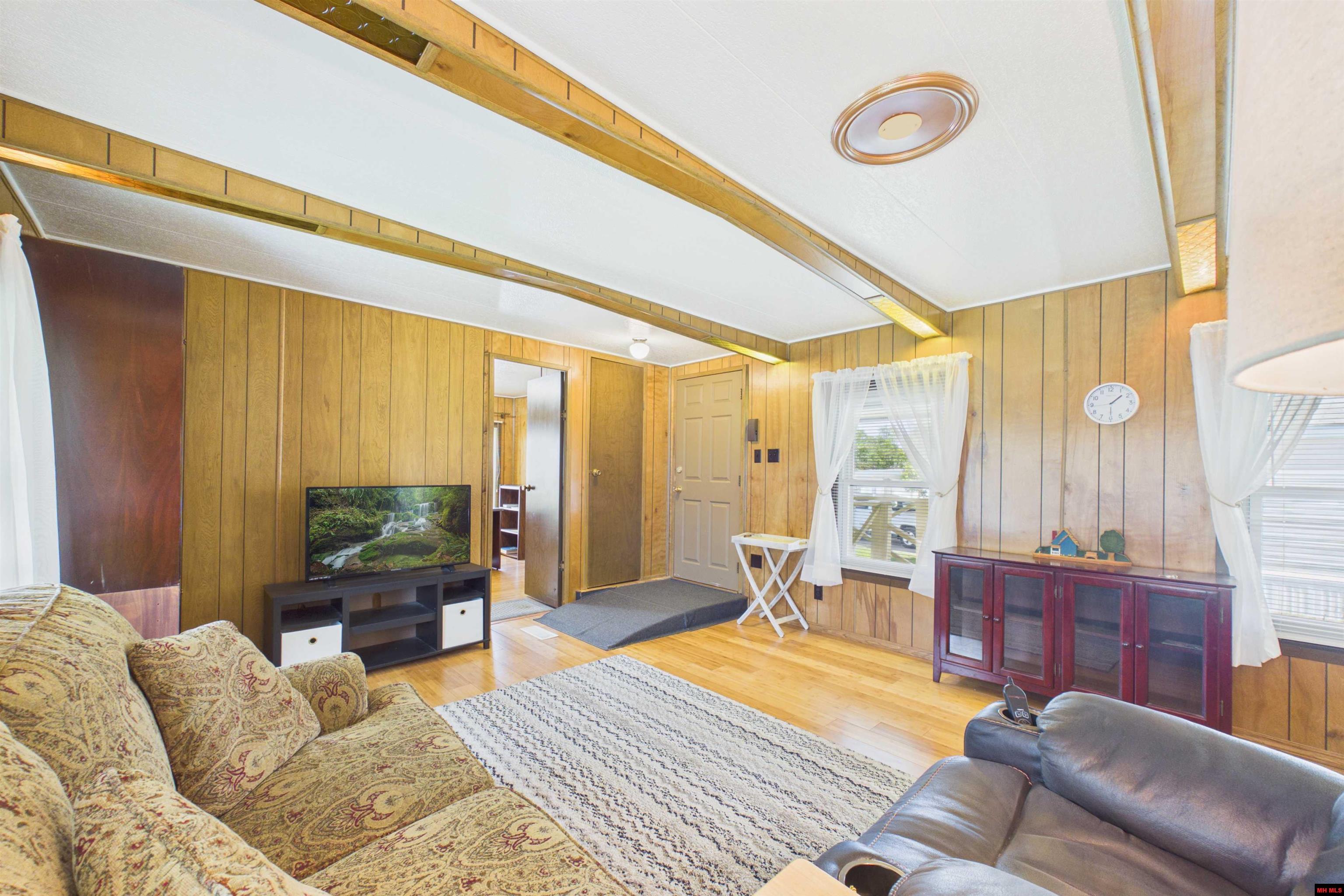 137 WEHMEYER LOOP Mountain Home, AR
