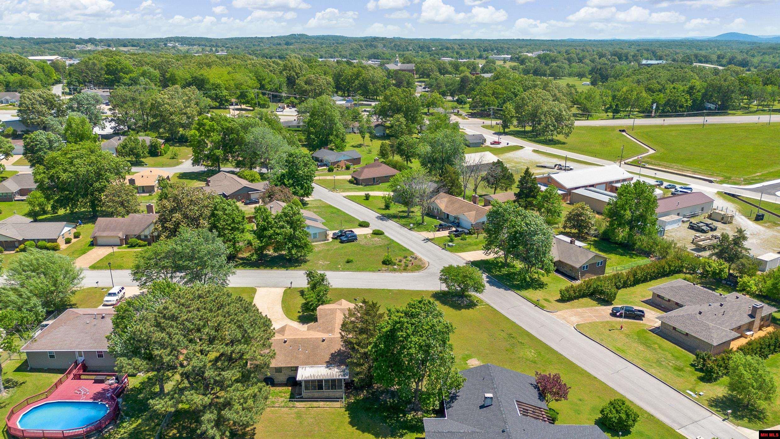 1528 Berry Lane