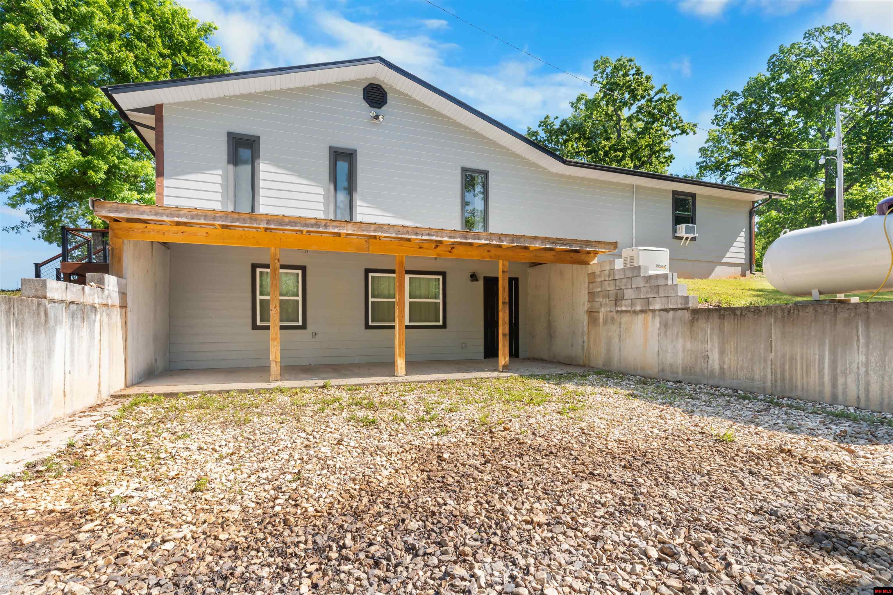 537 Eagle Lane