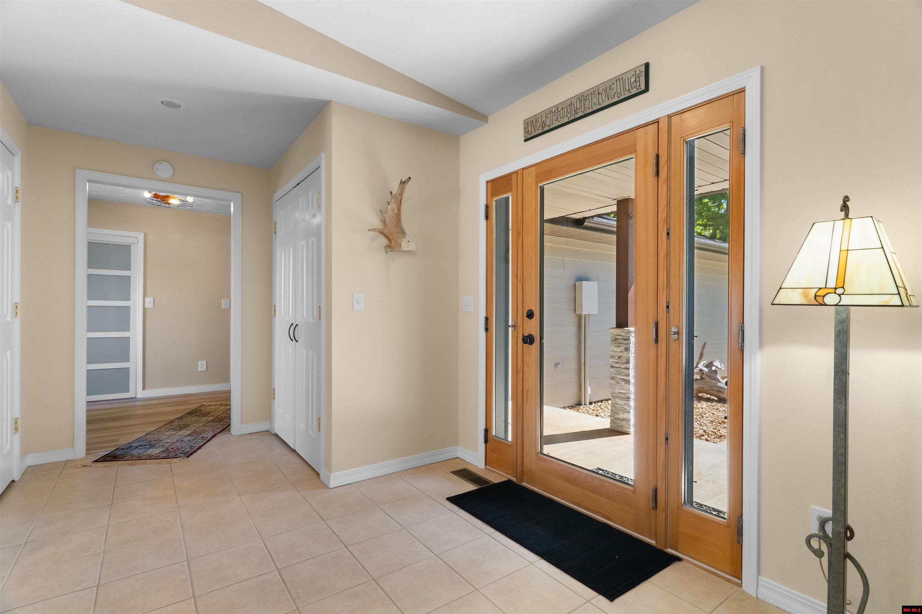 537 Eagle Lane