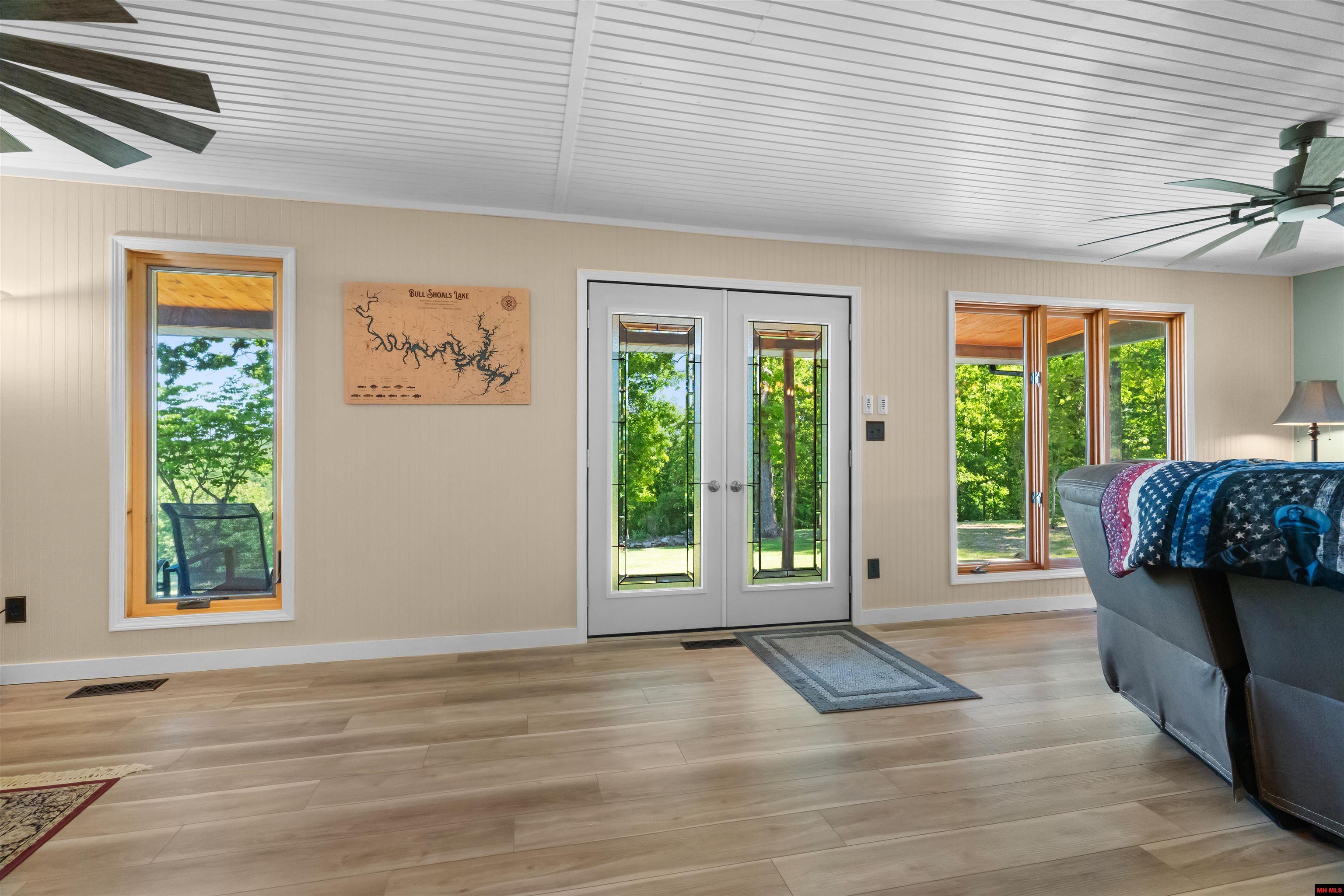 537 Eagle Lane