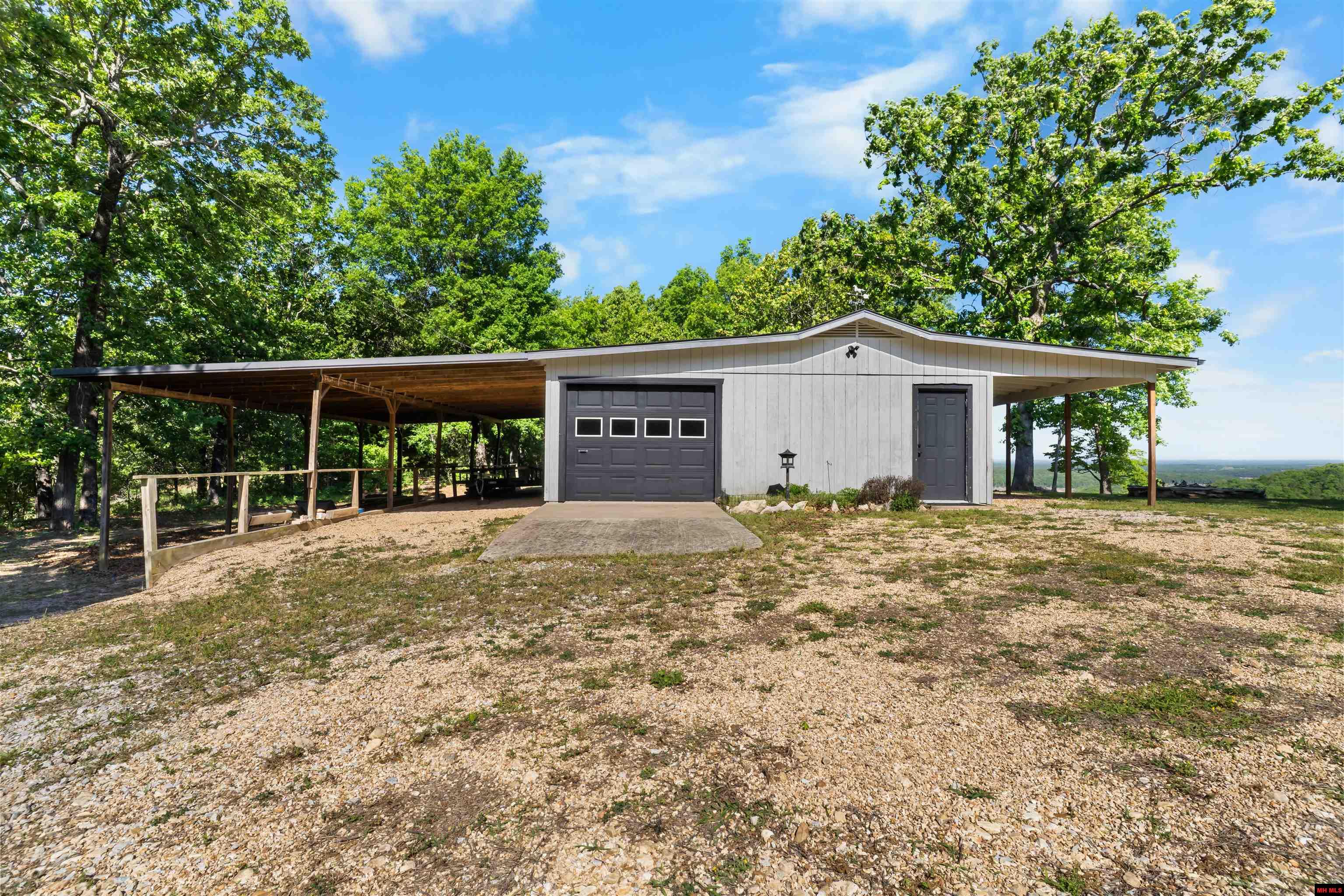 537 Eagle Lane