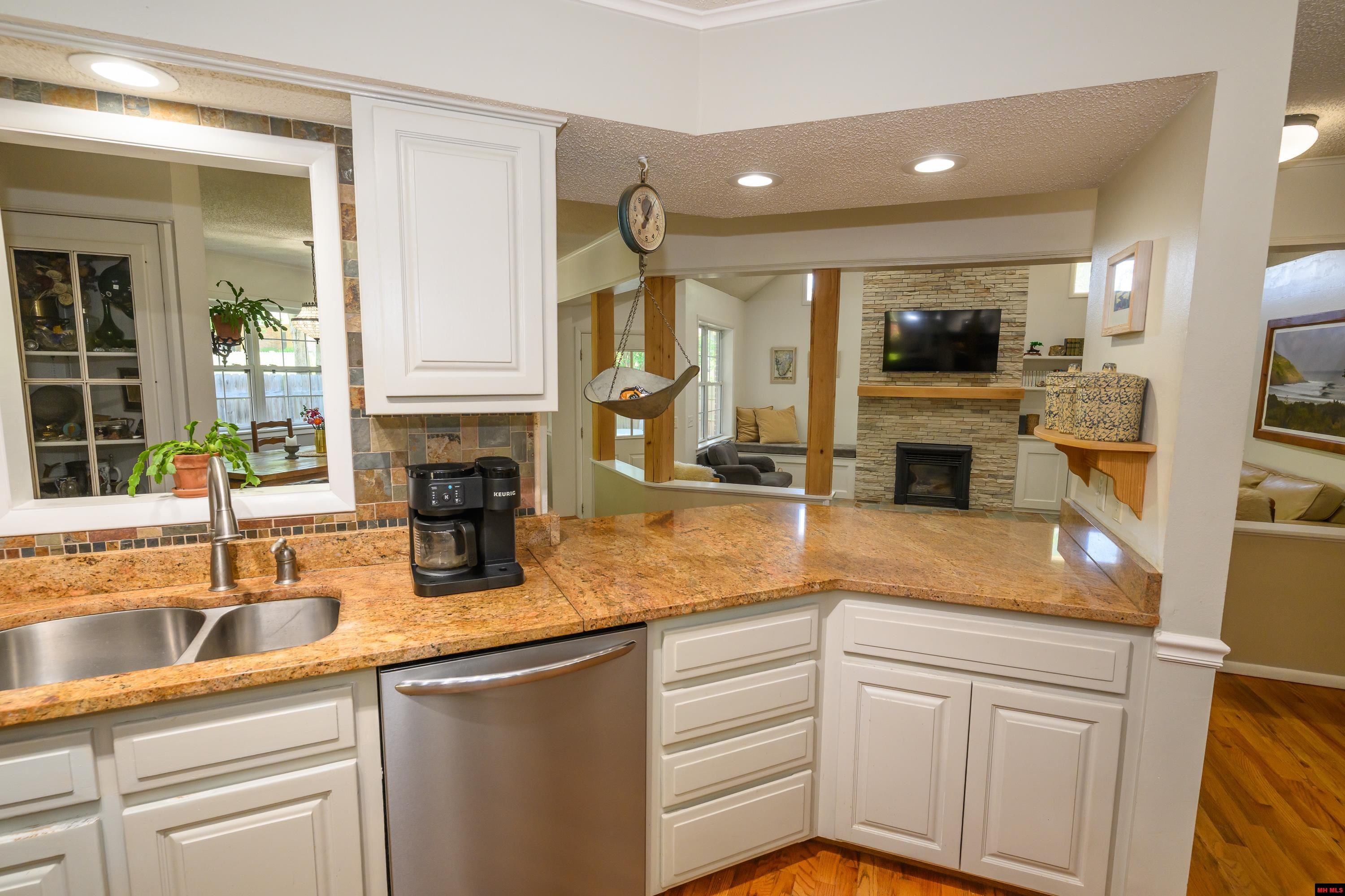 606 Leatherwood Drive