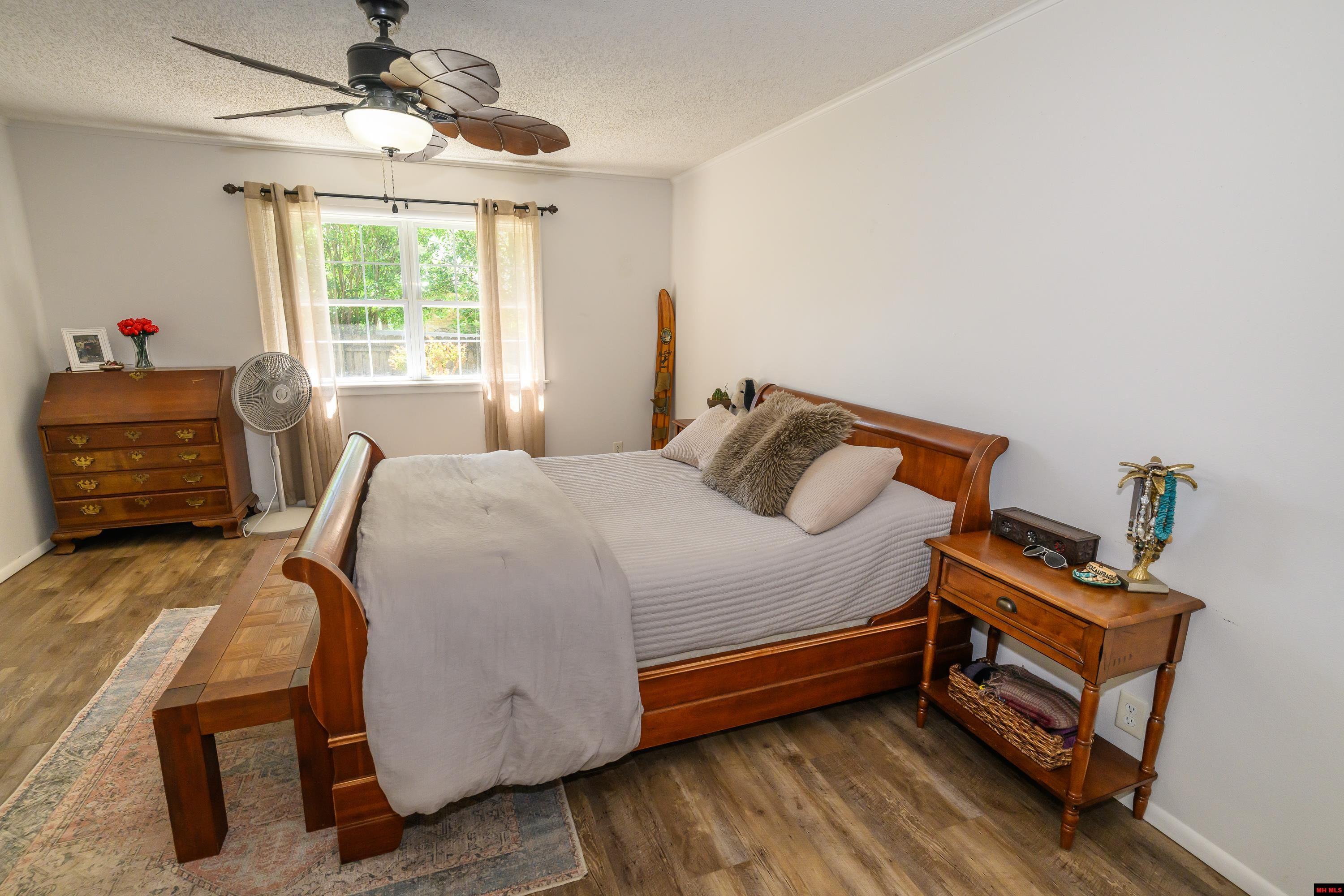 606 Leatherwood Drive
