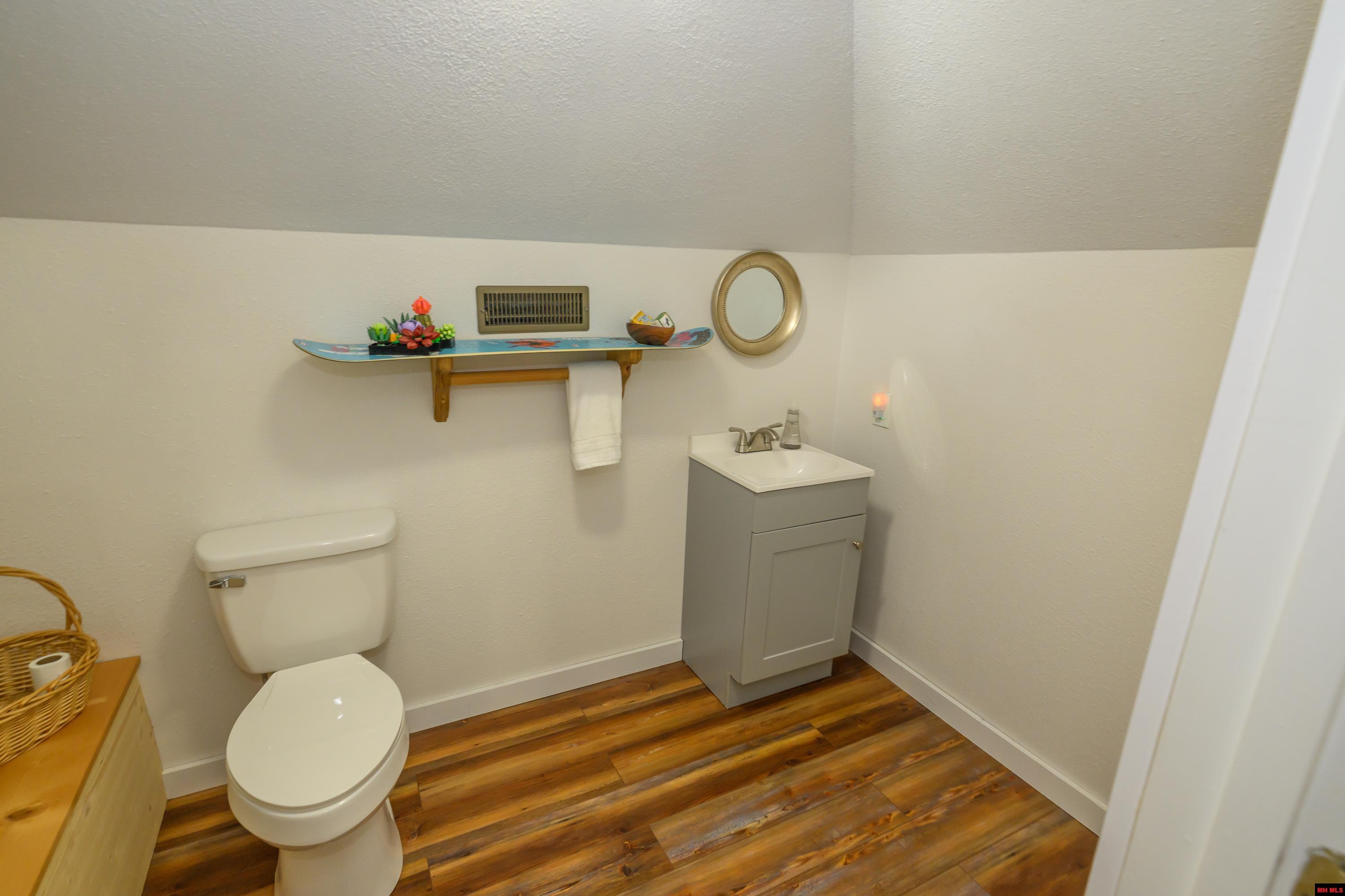 606 Leatherwood Drive