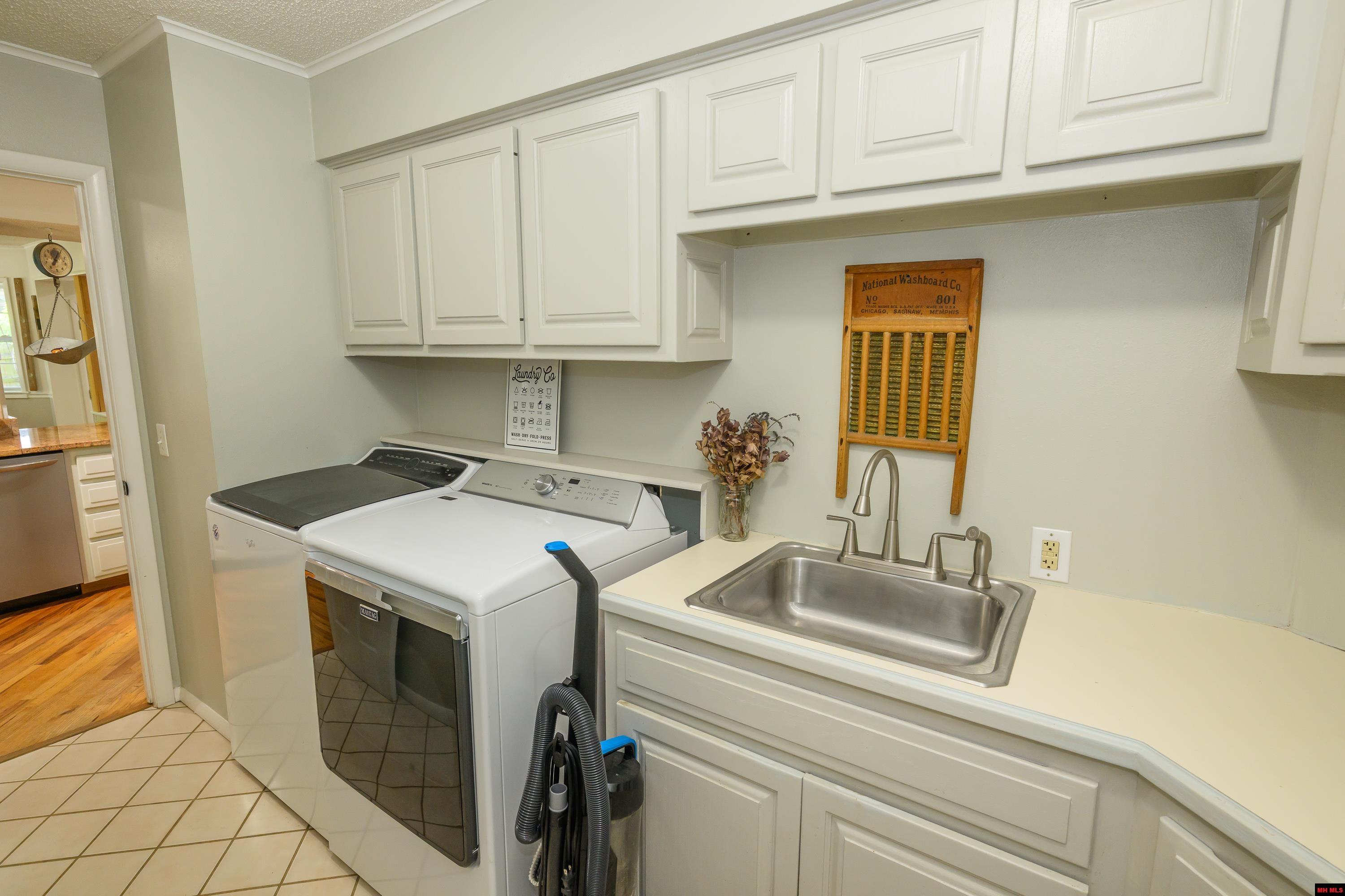 606 Leatherwood Drive
