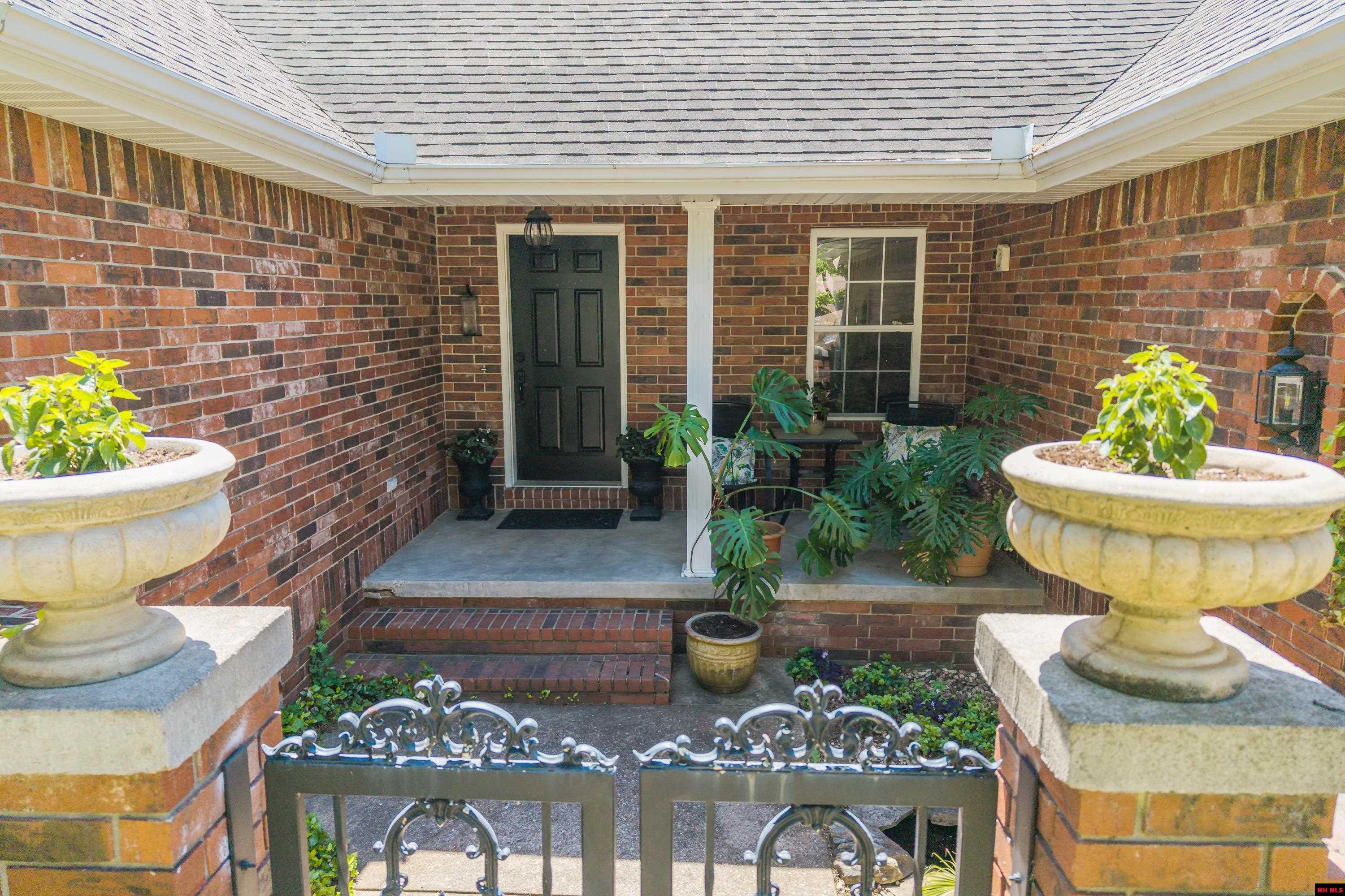 606 Leatherwood Drive