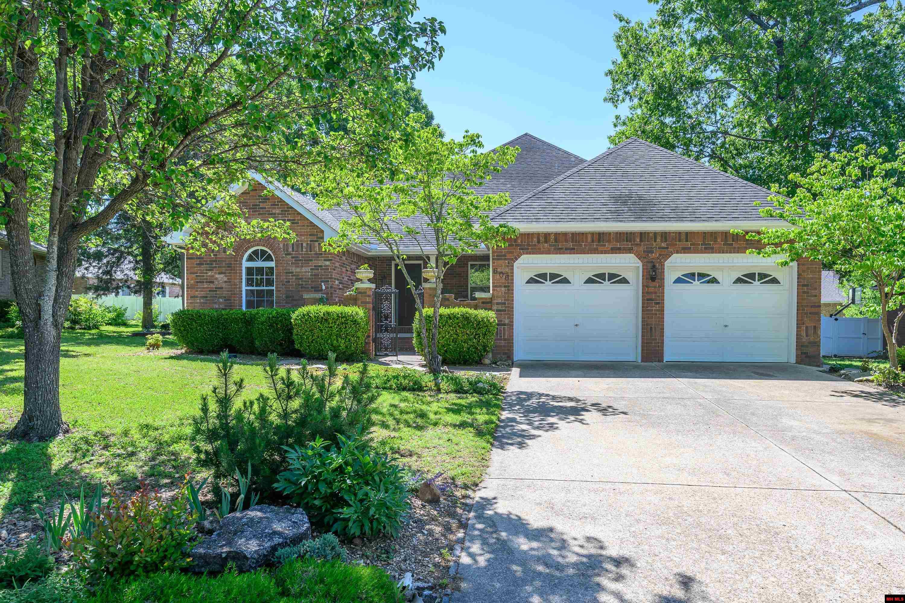 606 Leatherwood Drive