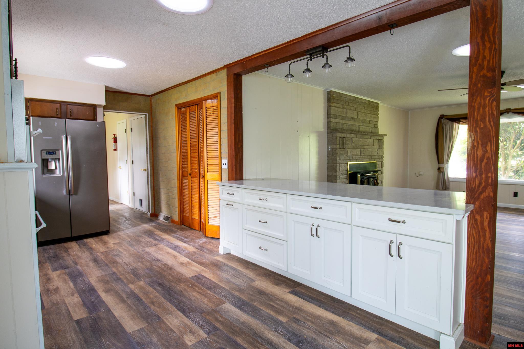 105 WALDEN LANE Bull Shoals, AR
